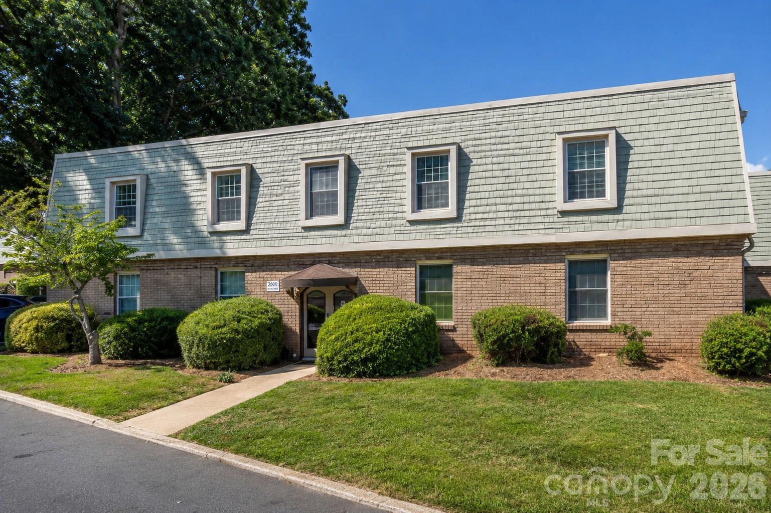 2600 Park Road C Property Photo 1