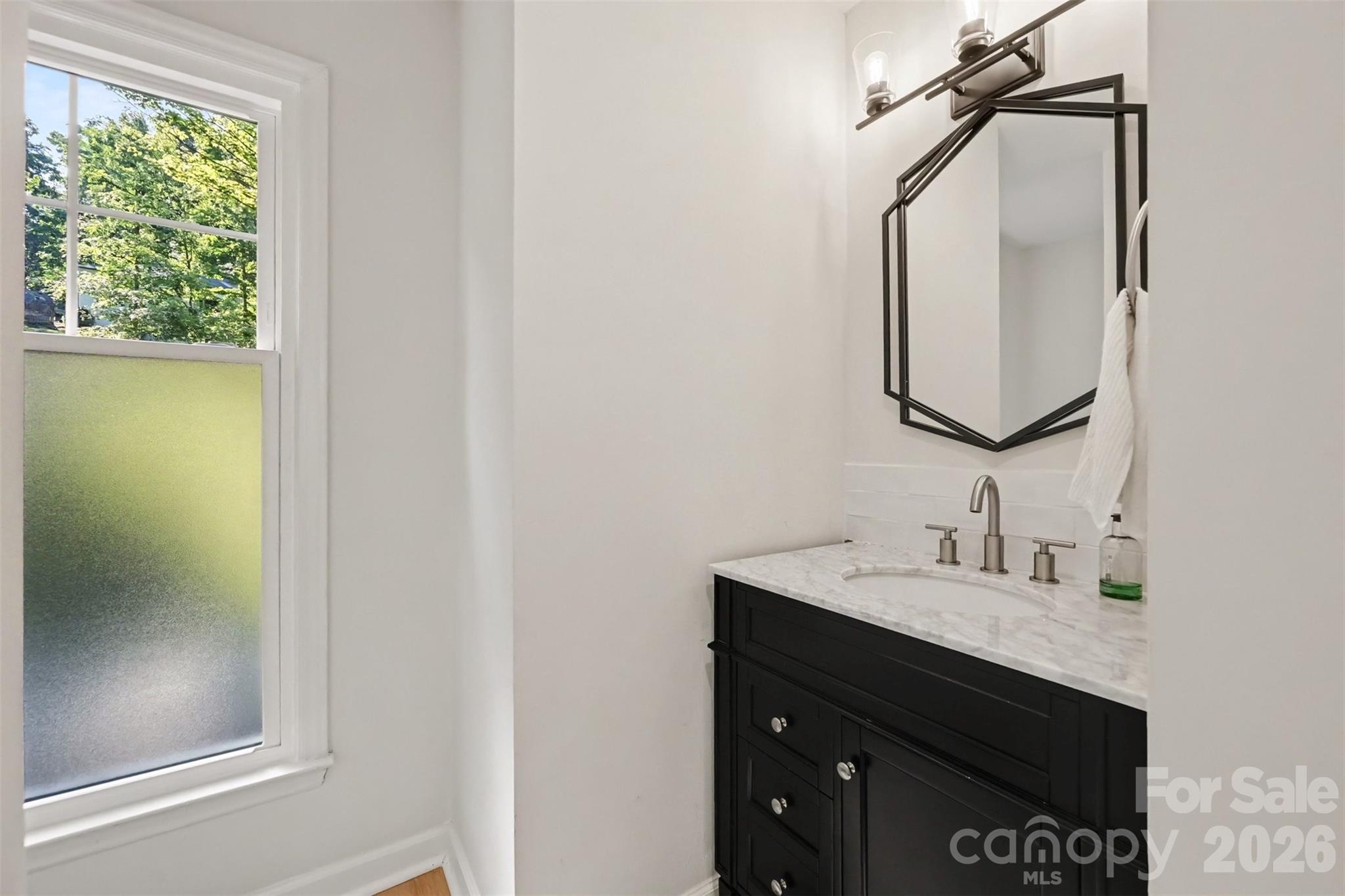7505 Hawkstand Lane Property Photo 17