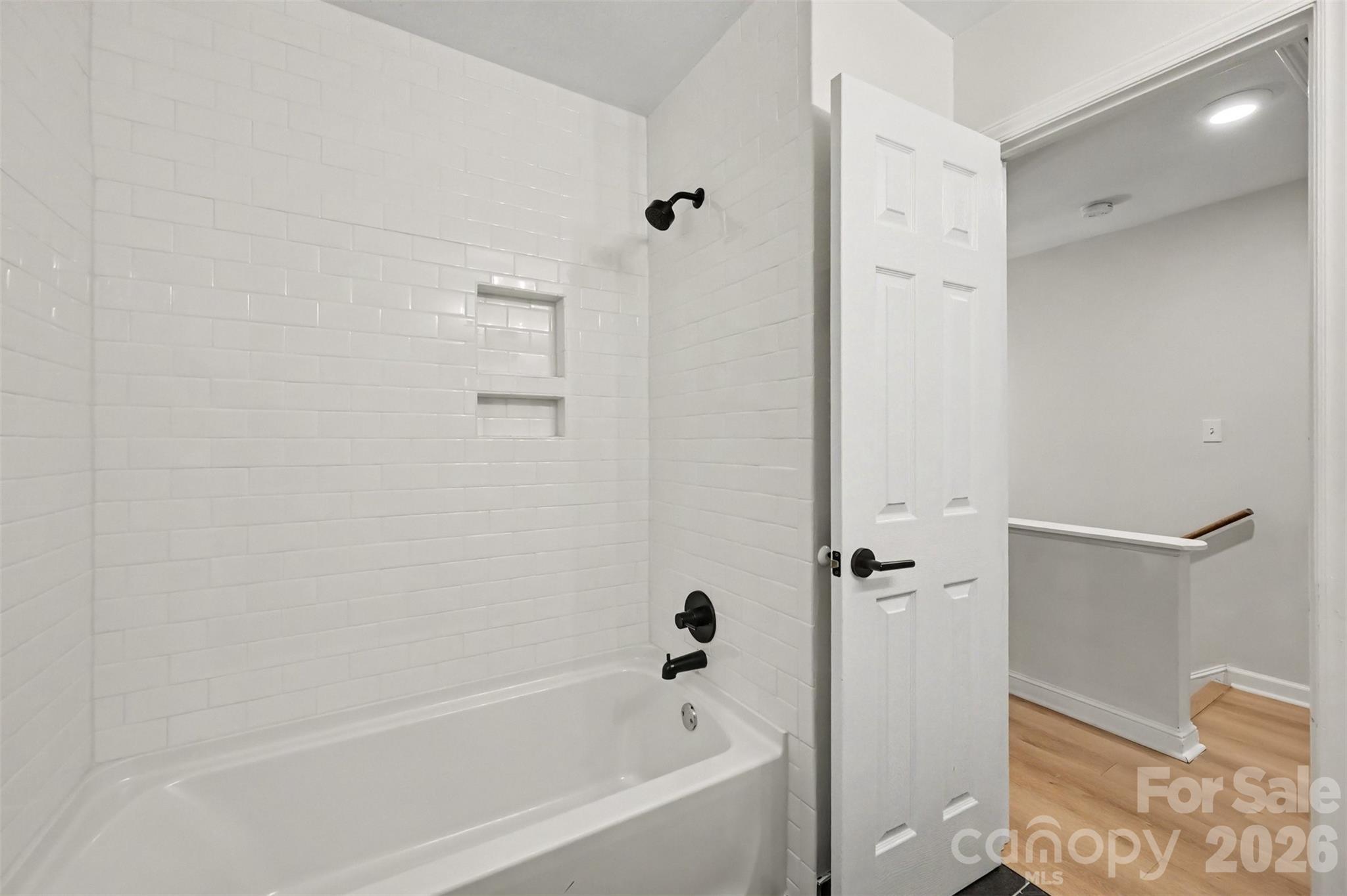7505 Hawkstand Lane Property Photo 27