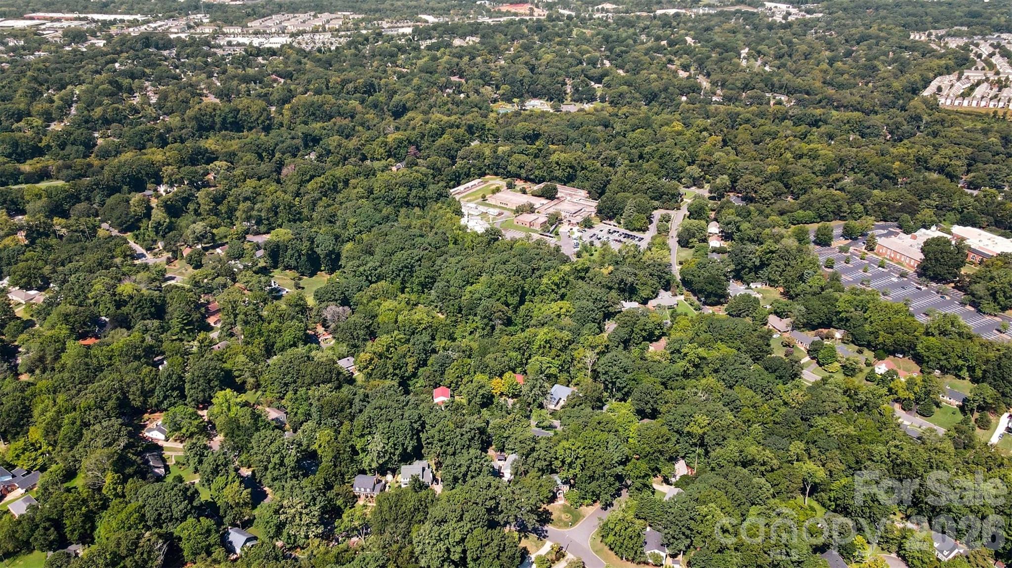 7505 Hawkstand Lane Property Photo 32