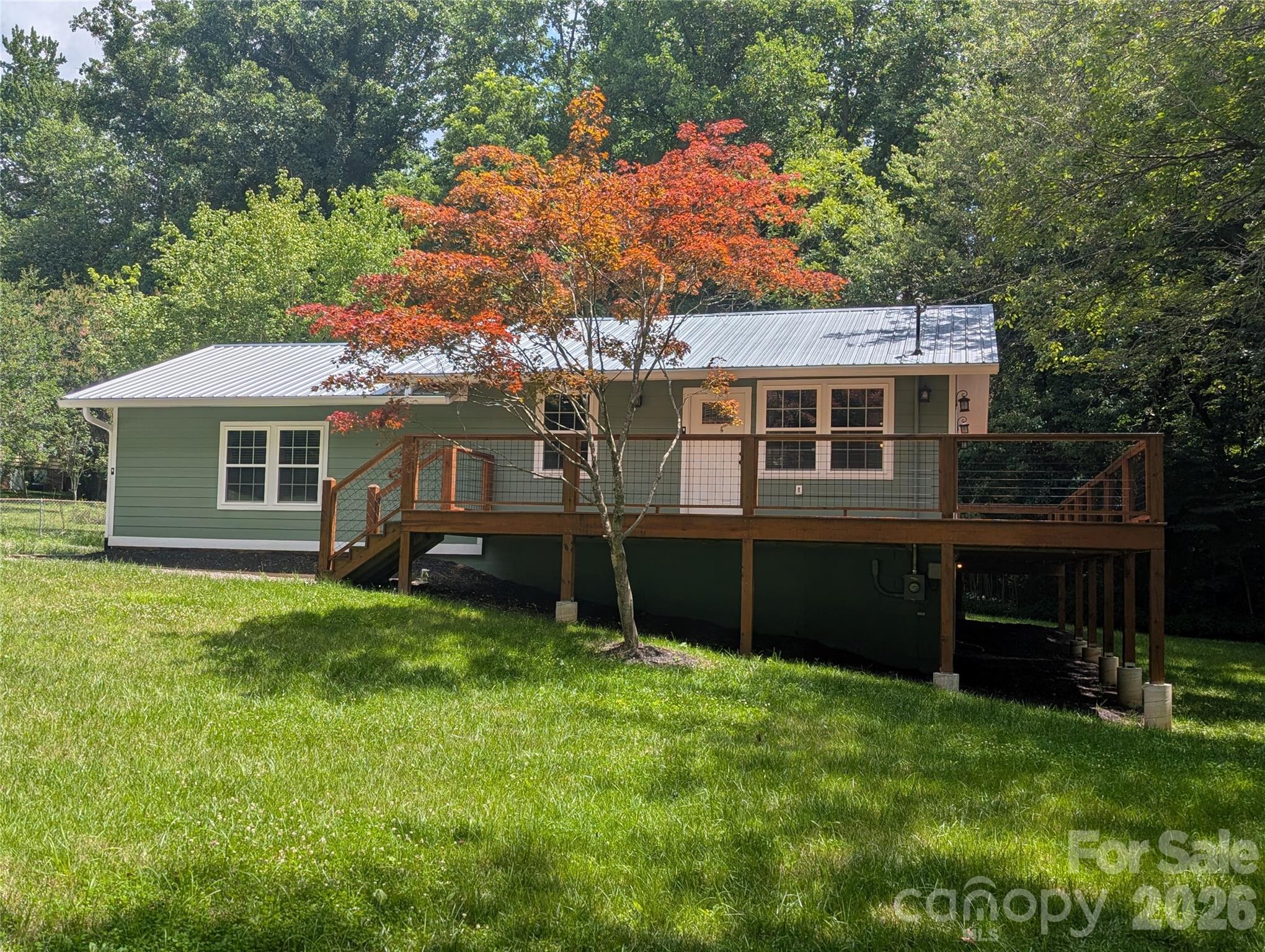 522 Brandon Road Property Photo 1