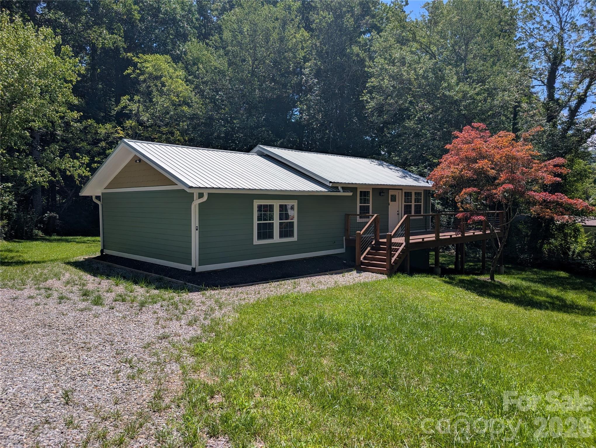 522 Brandon Road Property Photo 2