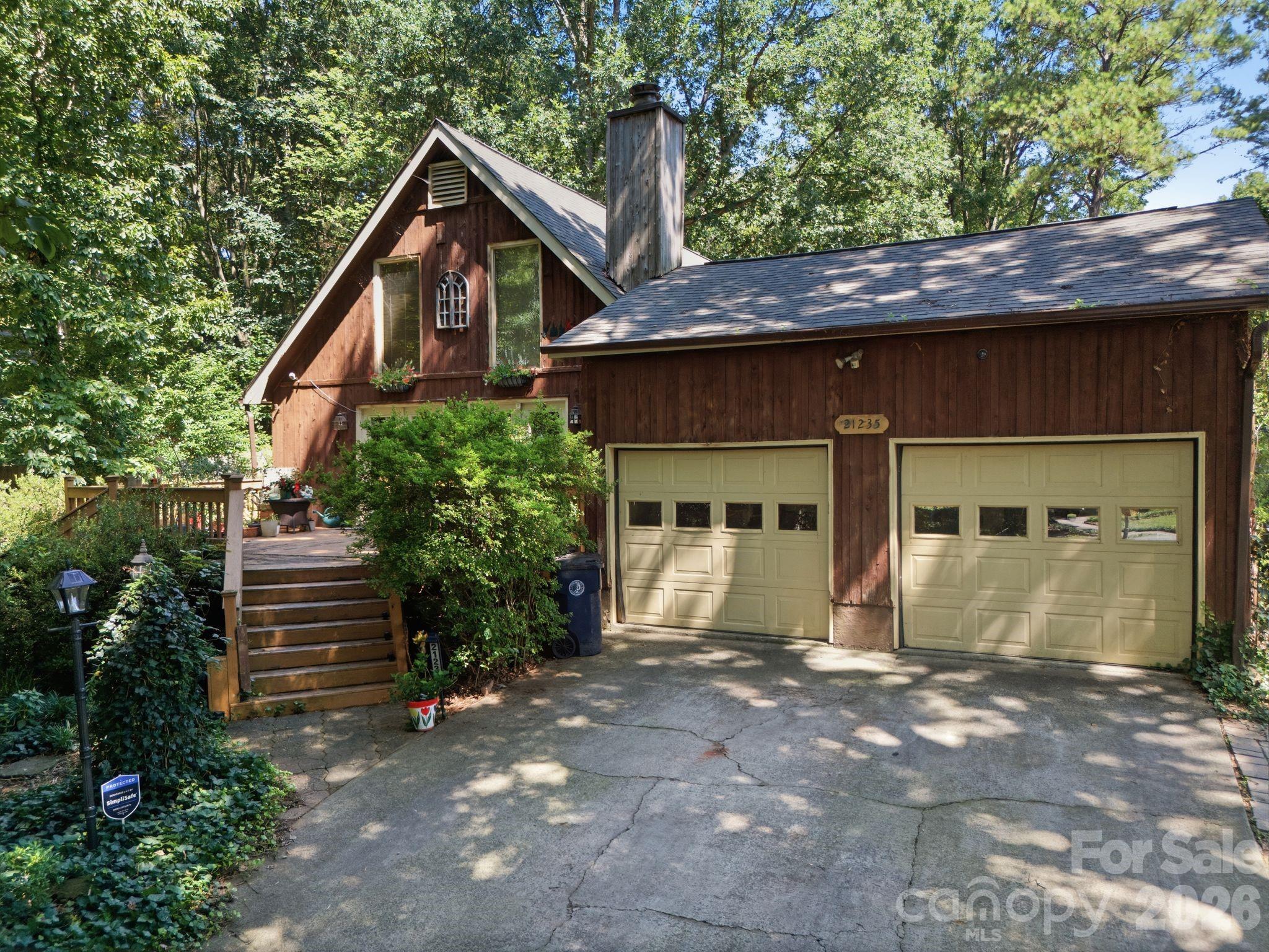 21235 Sandy Cove Road Property Photo 5