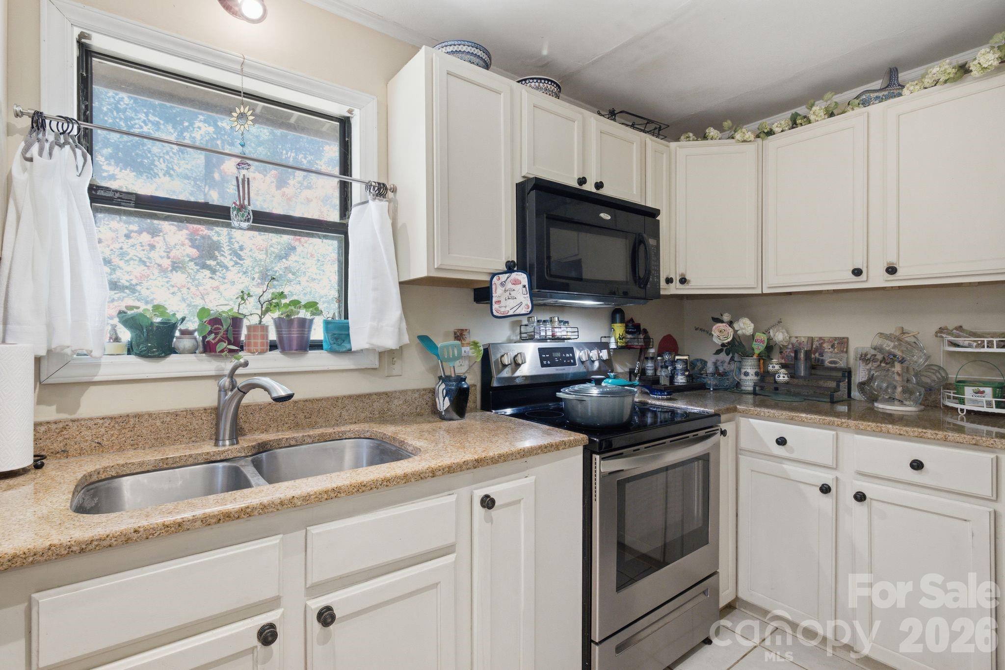 21235 Sandy Cove Road Property Photo 16