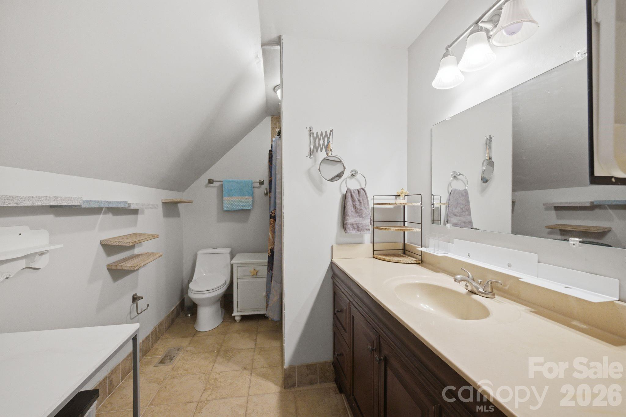 21235 Sandy Cove Road Property Photo 26