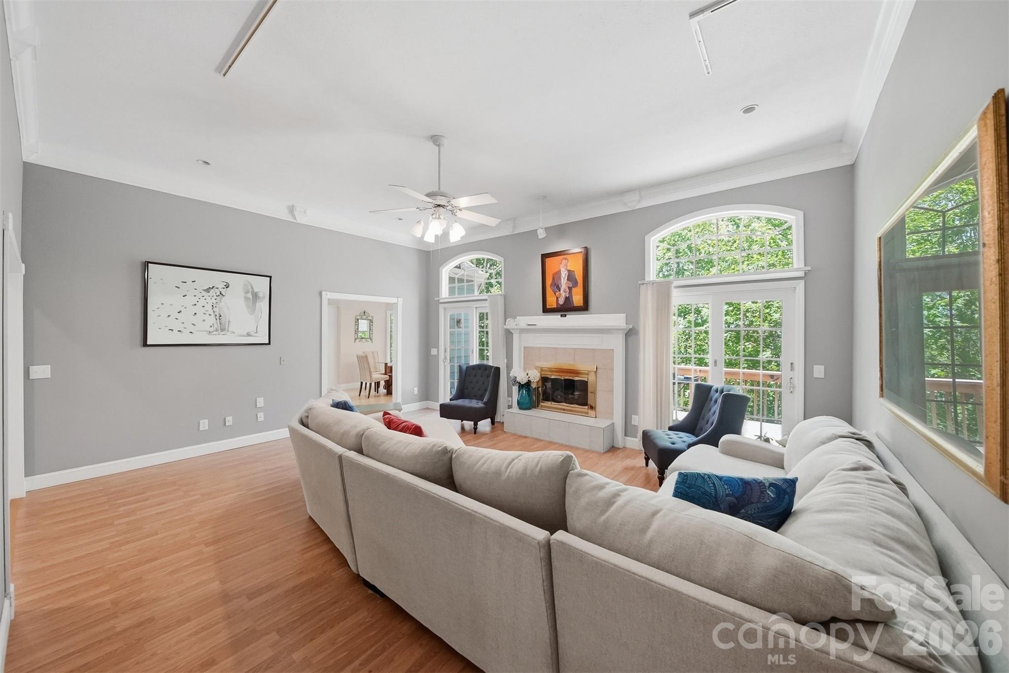277 Rembrandt Drive Property Photo 11