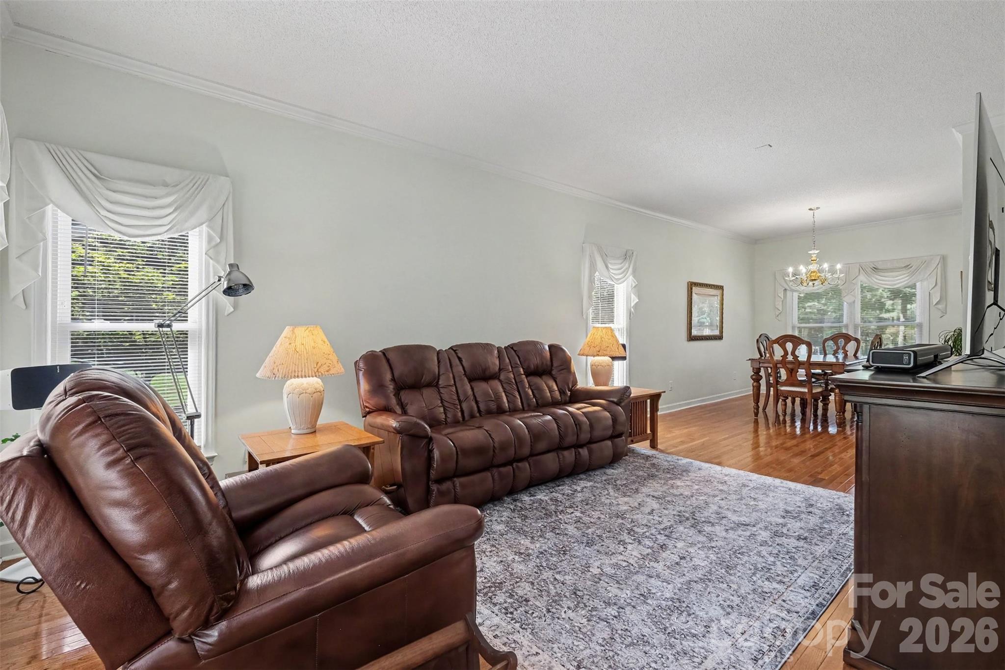 10010 Drawbridge Drive Property Photo 11