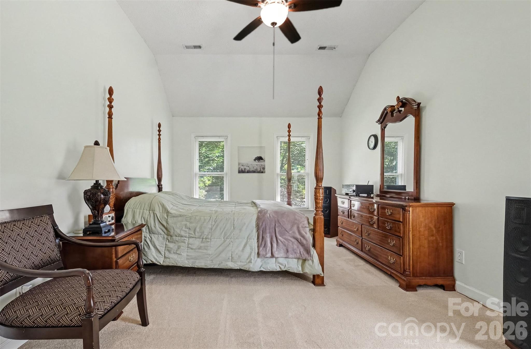 10010 Drawbridge Drive Property Photo 12