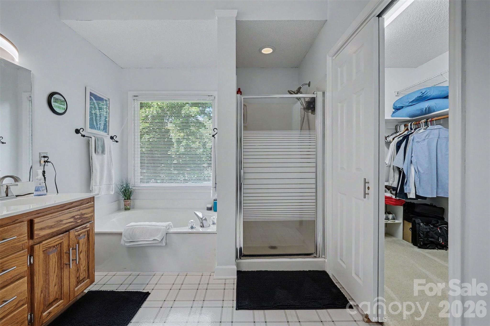 10010 Drawbridge Drive Property Photo 13