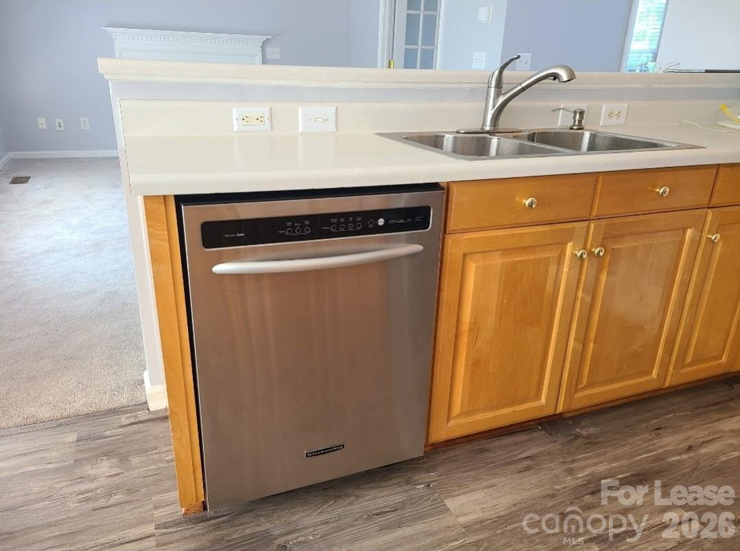 10402 Friarsgate Road Property Photo 7