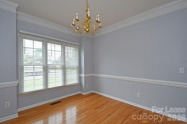 10402 Friarsgate Road Property Photo 15