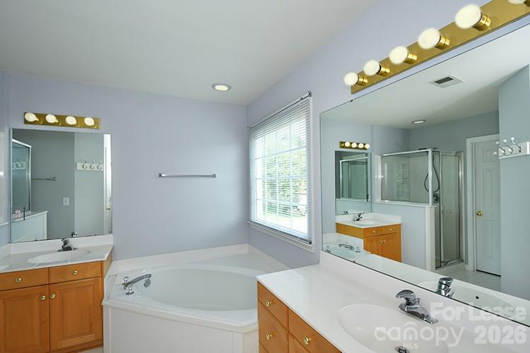 10402 Friarsgate Road Property Photo 21