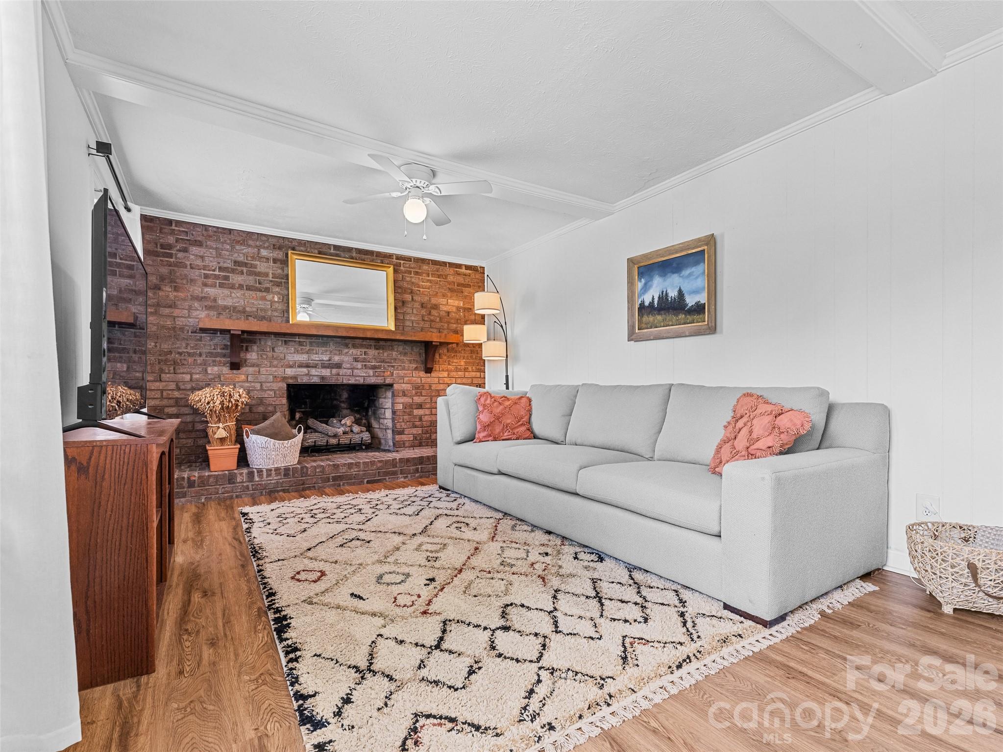 340 Tigerville Road Property Photo 2