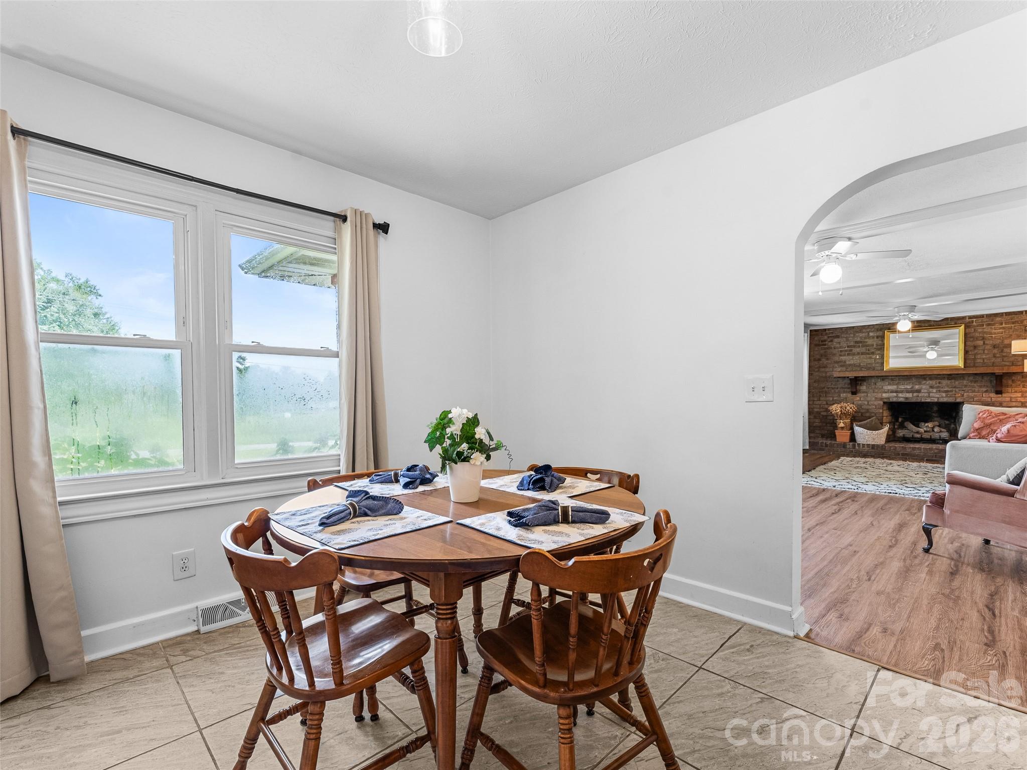 340 Tigerville Road Property Photo 12