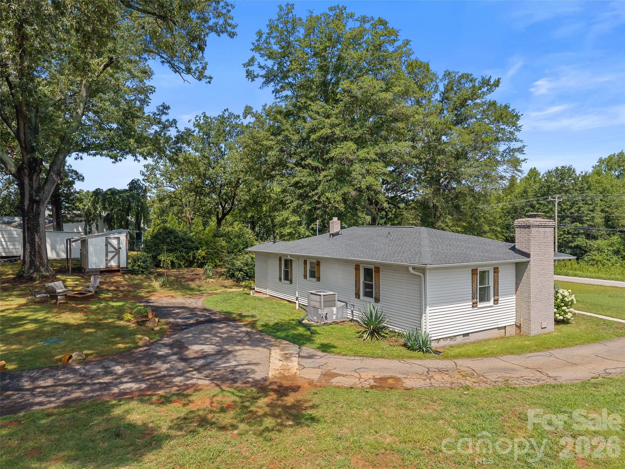 340 Tigerville Road Property Photo 33