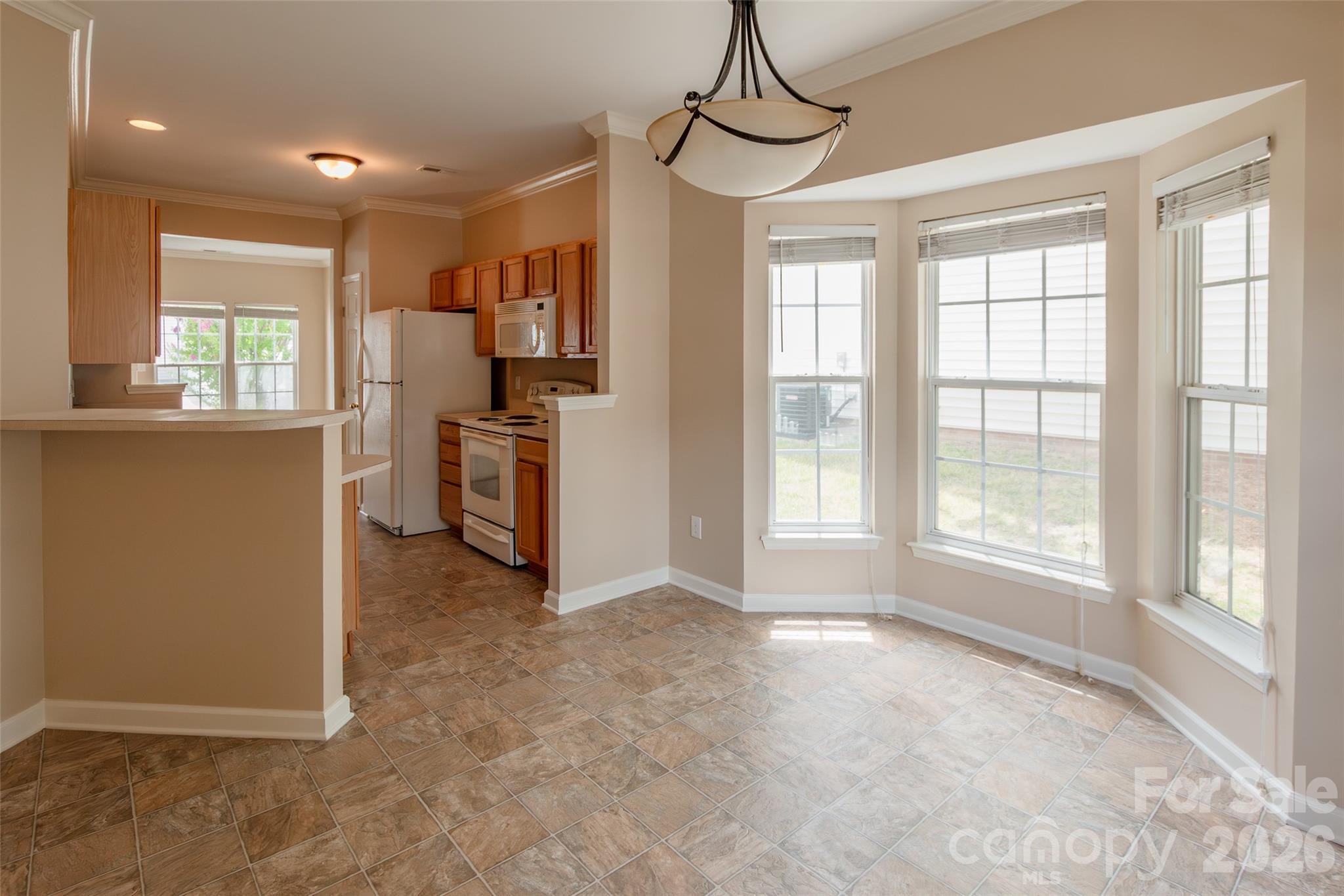856 Dillard Road Property Photo 6