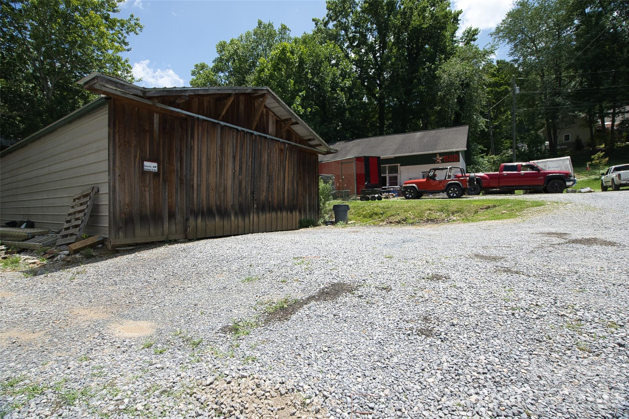 525 Soco Road Property Photo 2