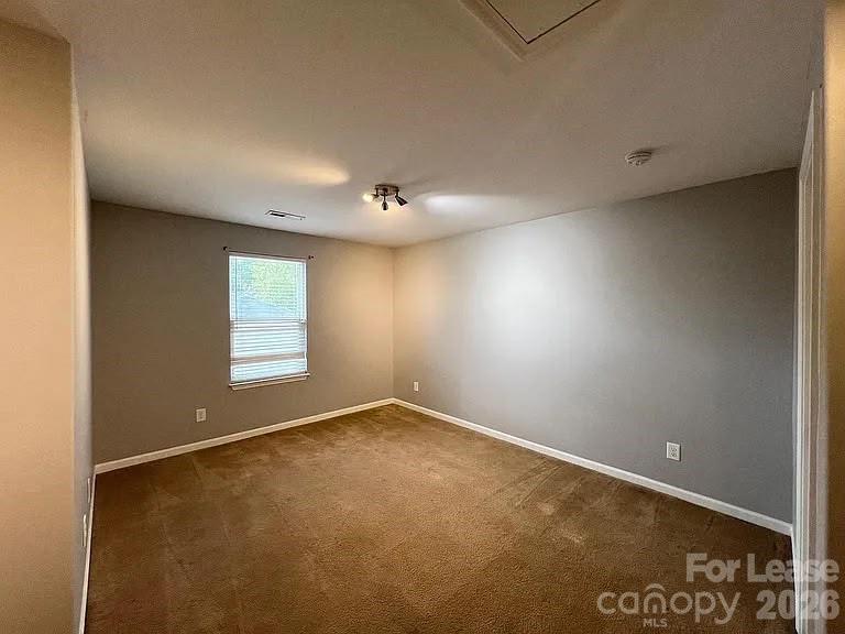 4828 Lynn Lee Circle Property Photo 4