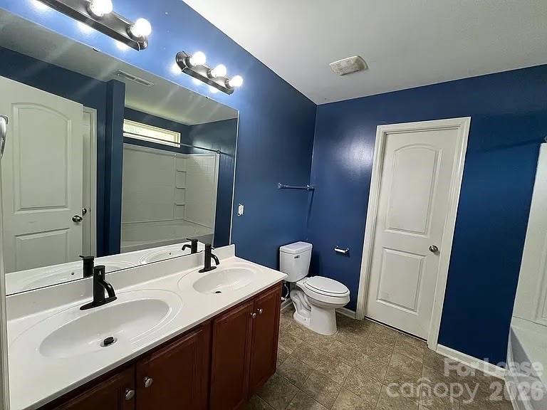 4828 Lynn Lee Circle Property Photo 8