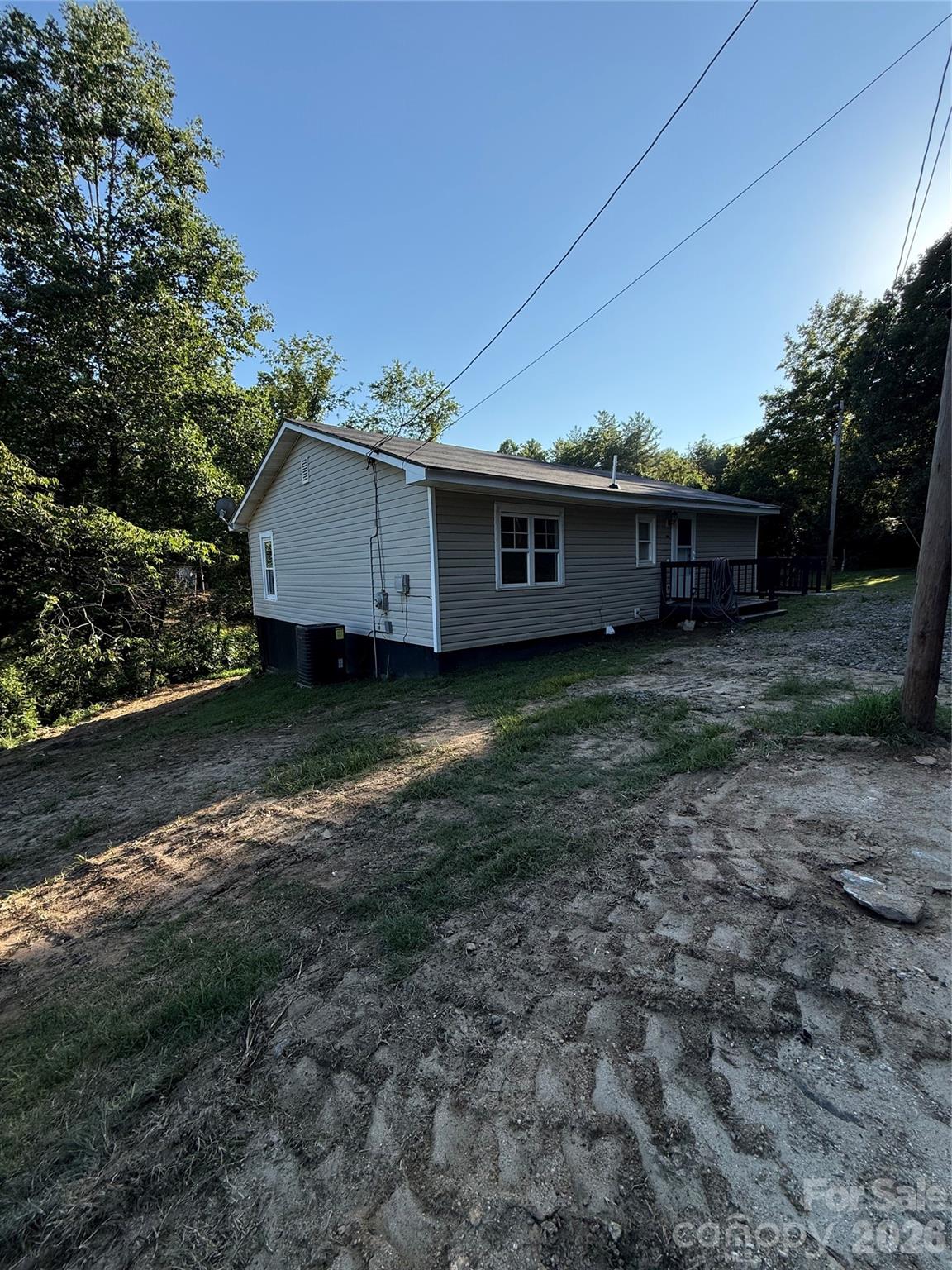 3028 Playmore Beach Road Property Photo 5