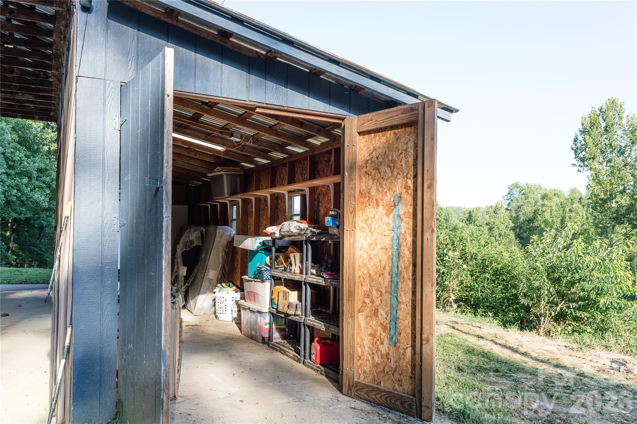 3028 Playmore Beach Road Property Photo 23