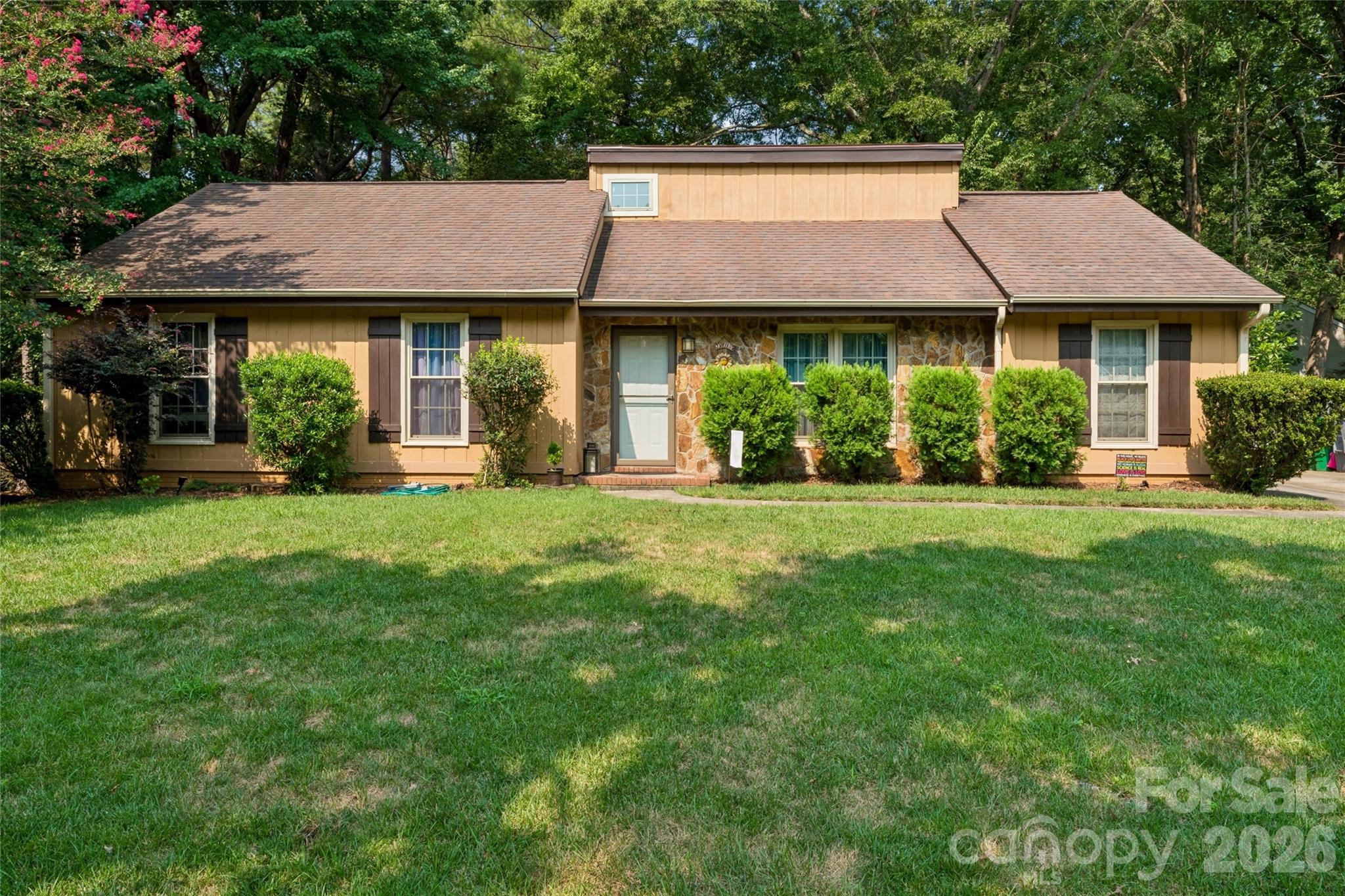 4737 Autumn Leaf Lane Property Photo 1