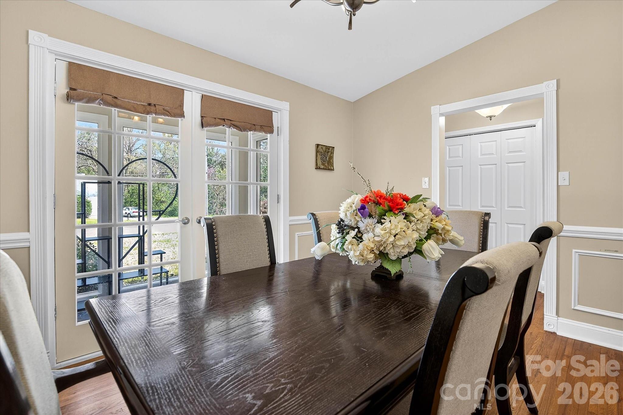 1217 Ebinport Road Property Photo 6