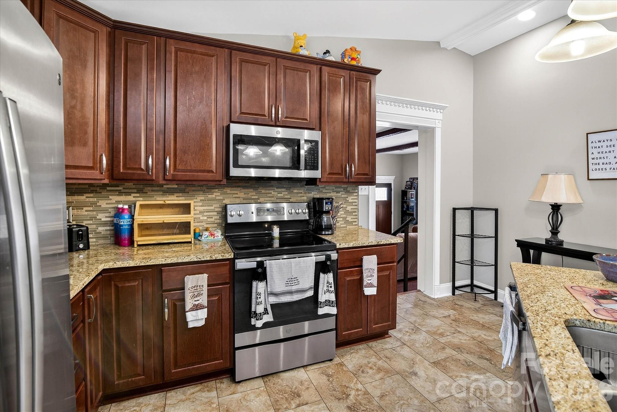 1217 Ebinport Road Property Photo 13