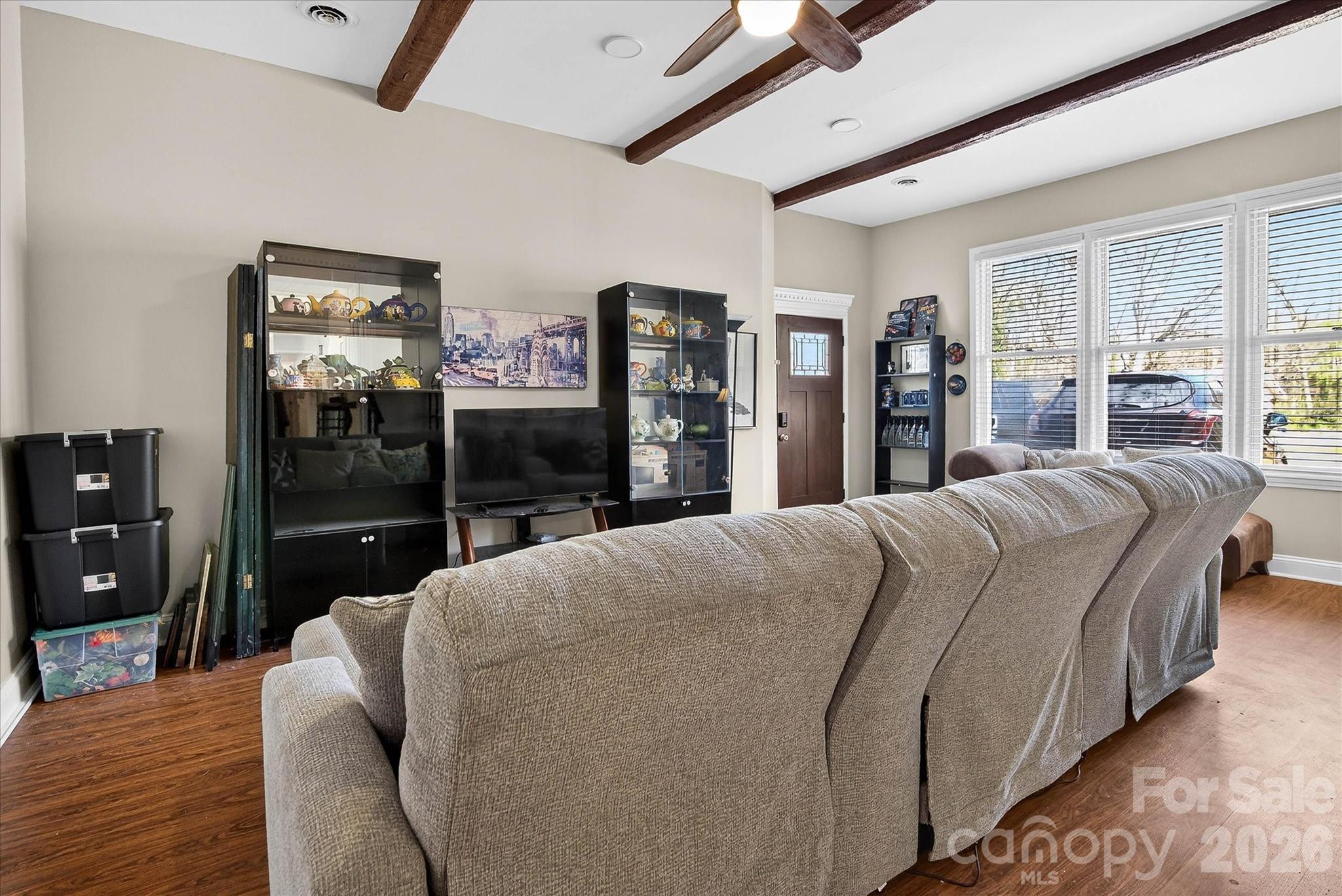 1217 Ebinport Road Property Photo 15