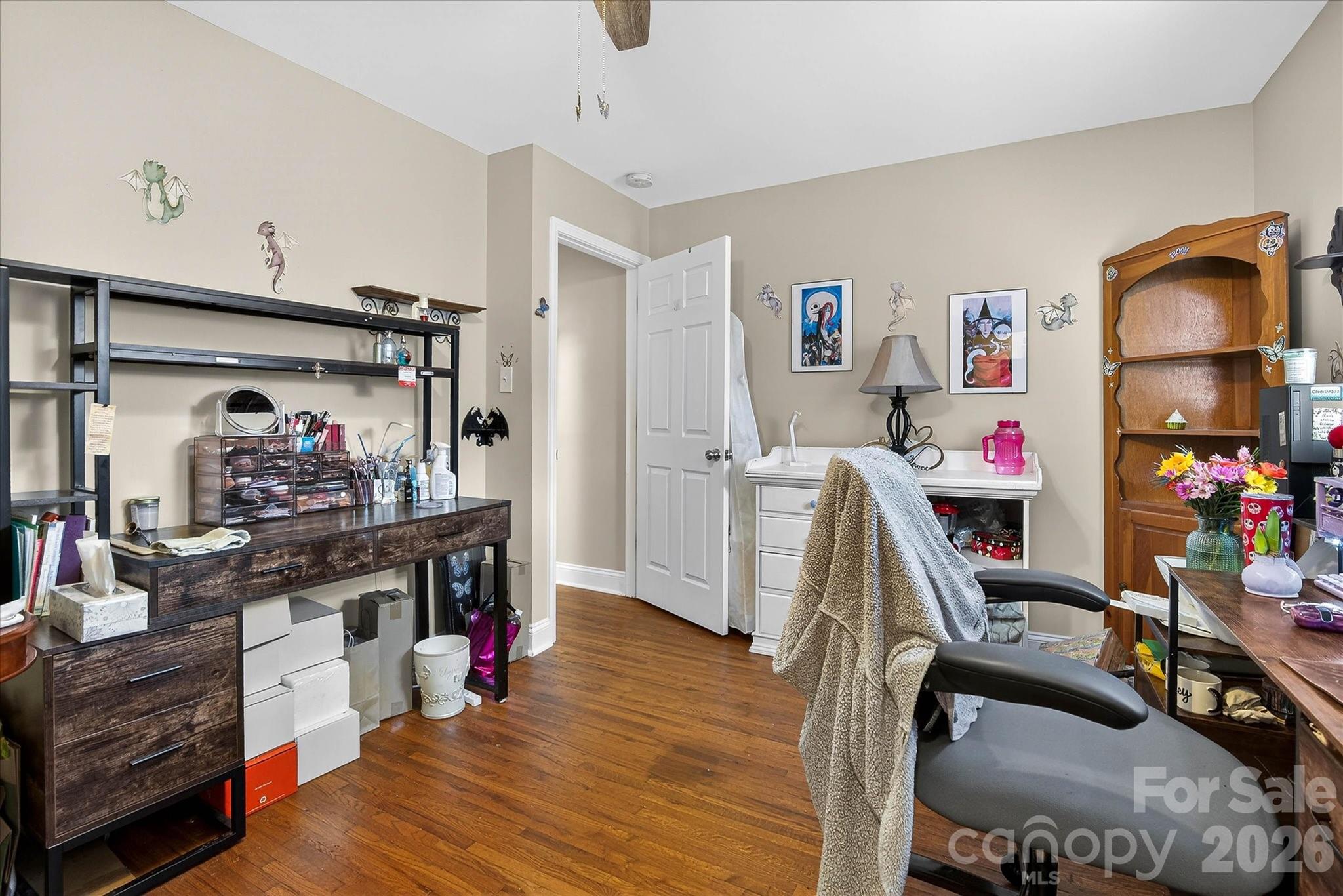 1217 Ebinport Road Property Photo 28