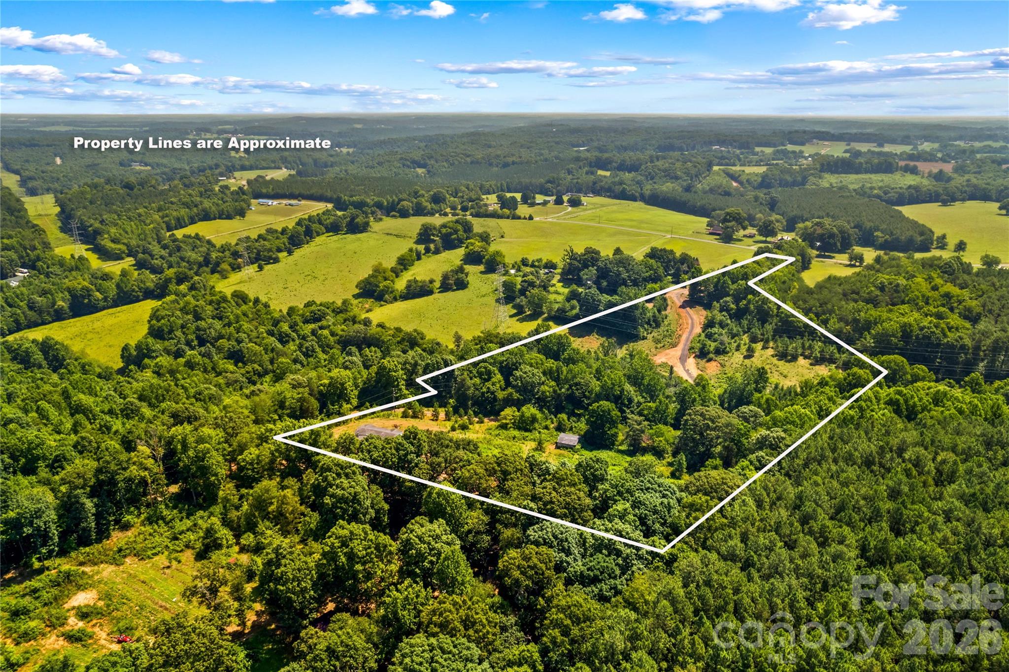 185 Jacobs Farm Lane Property Photo 10