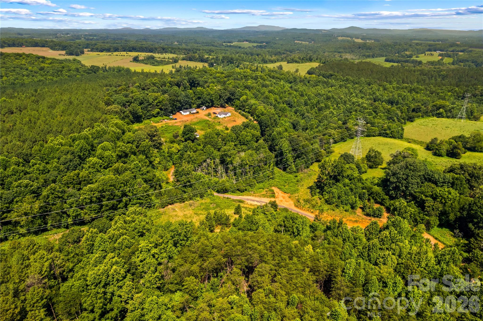 185 Jacobs Farm Lane Property Photo 16