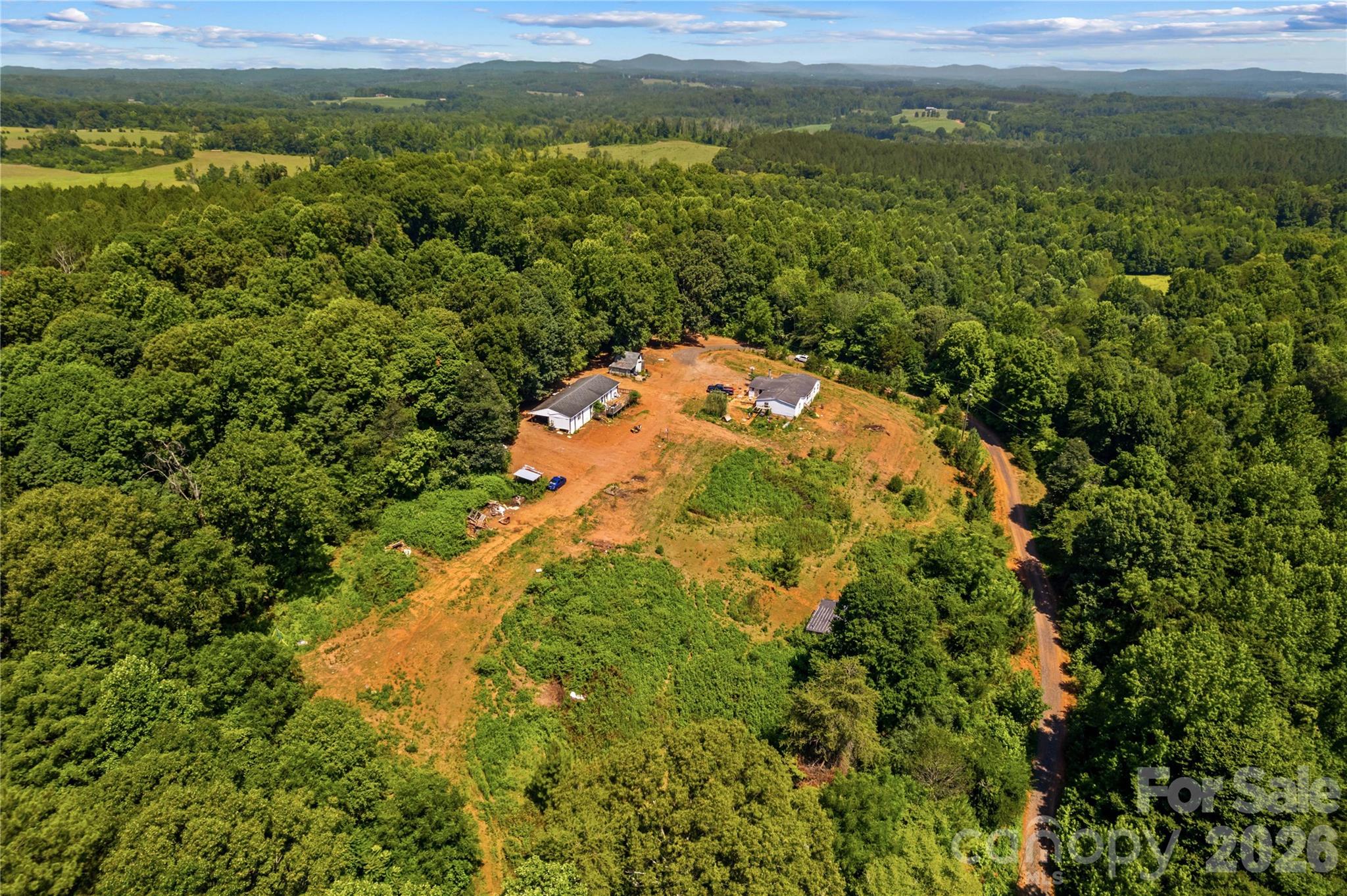 185 Jacobs Farm Lane Property Photo 22