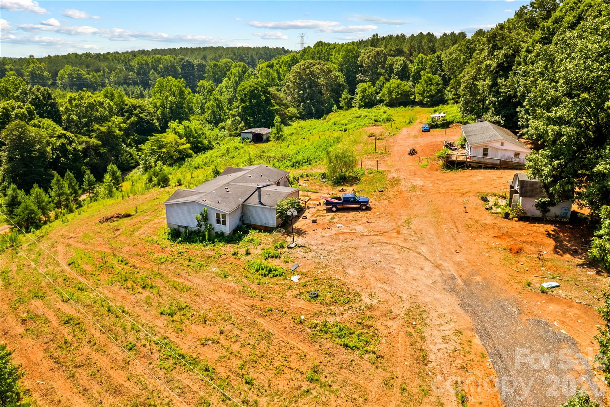 185 Jacobs Farm Lane Property Photo 26