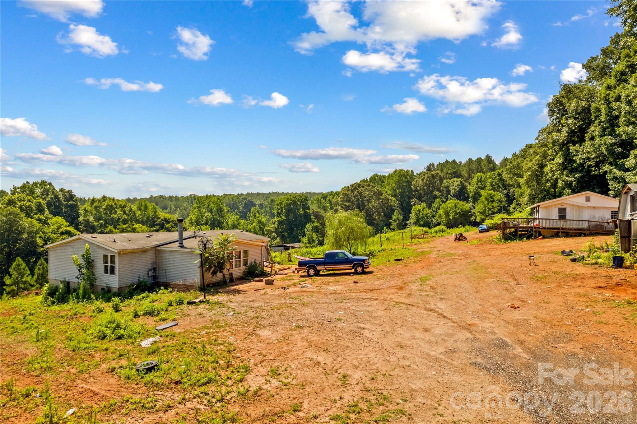 185 Jacobs Farm Lane Property Photo 27
