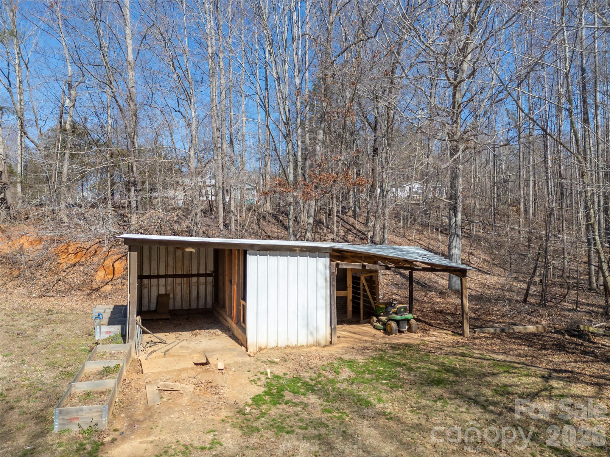 180 Nanhart Court Property Photo 36