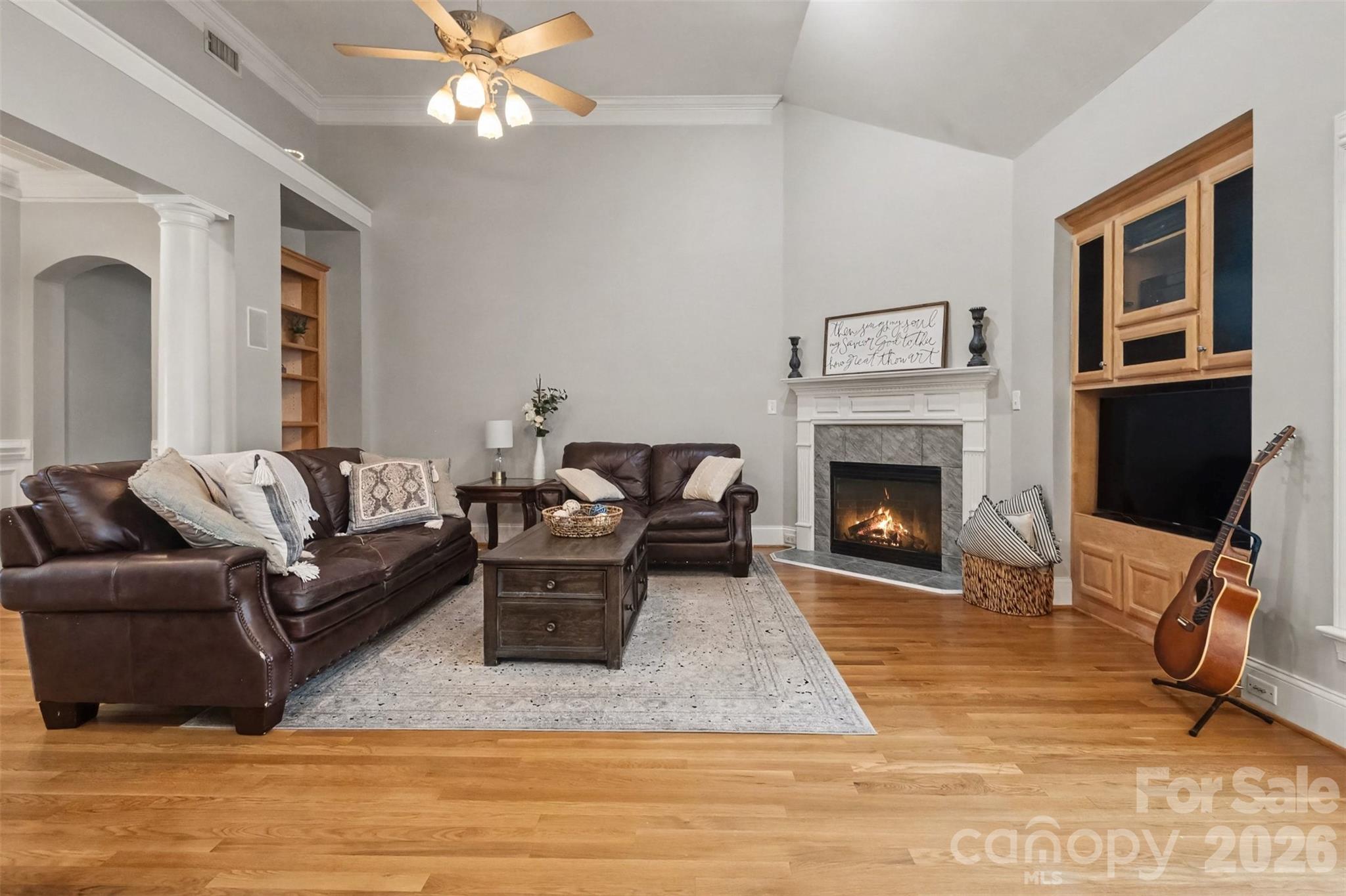1908 Norfolk Pine Court Property Photo 6