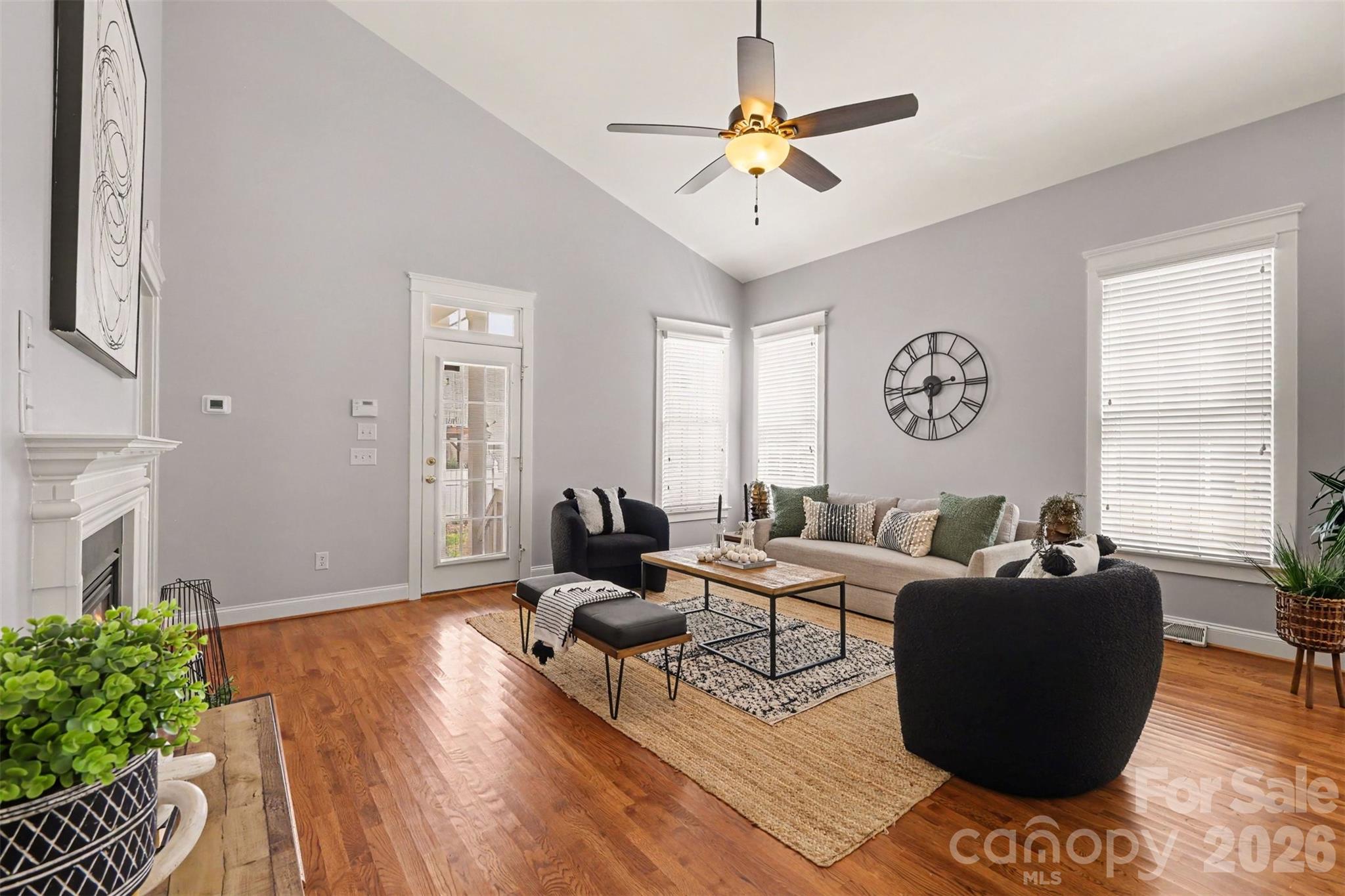 12629 Doster Avenue Property Photo 8