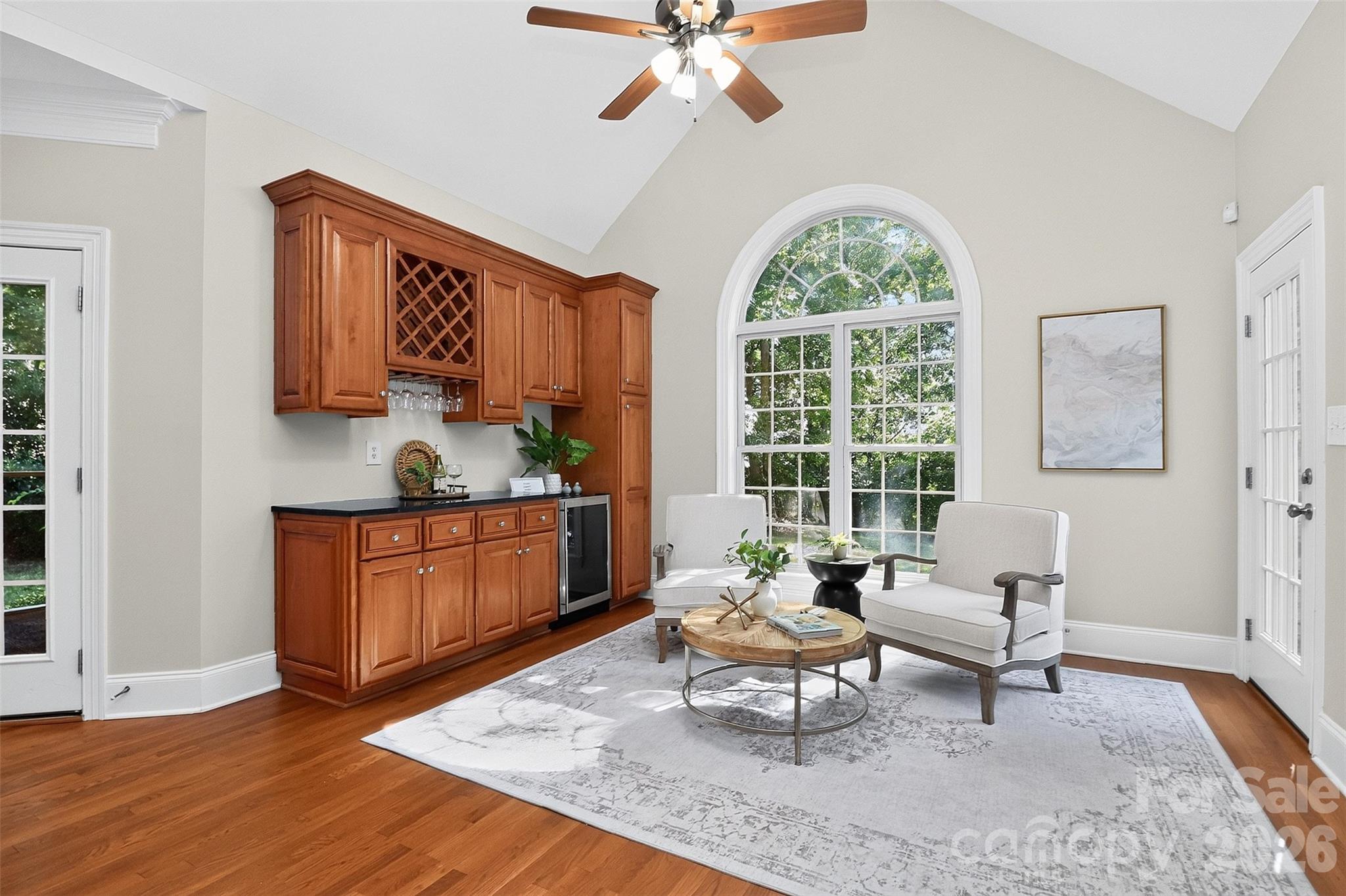 4817 Pimlico Lane Property Photo 3