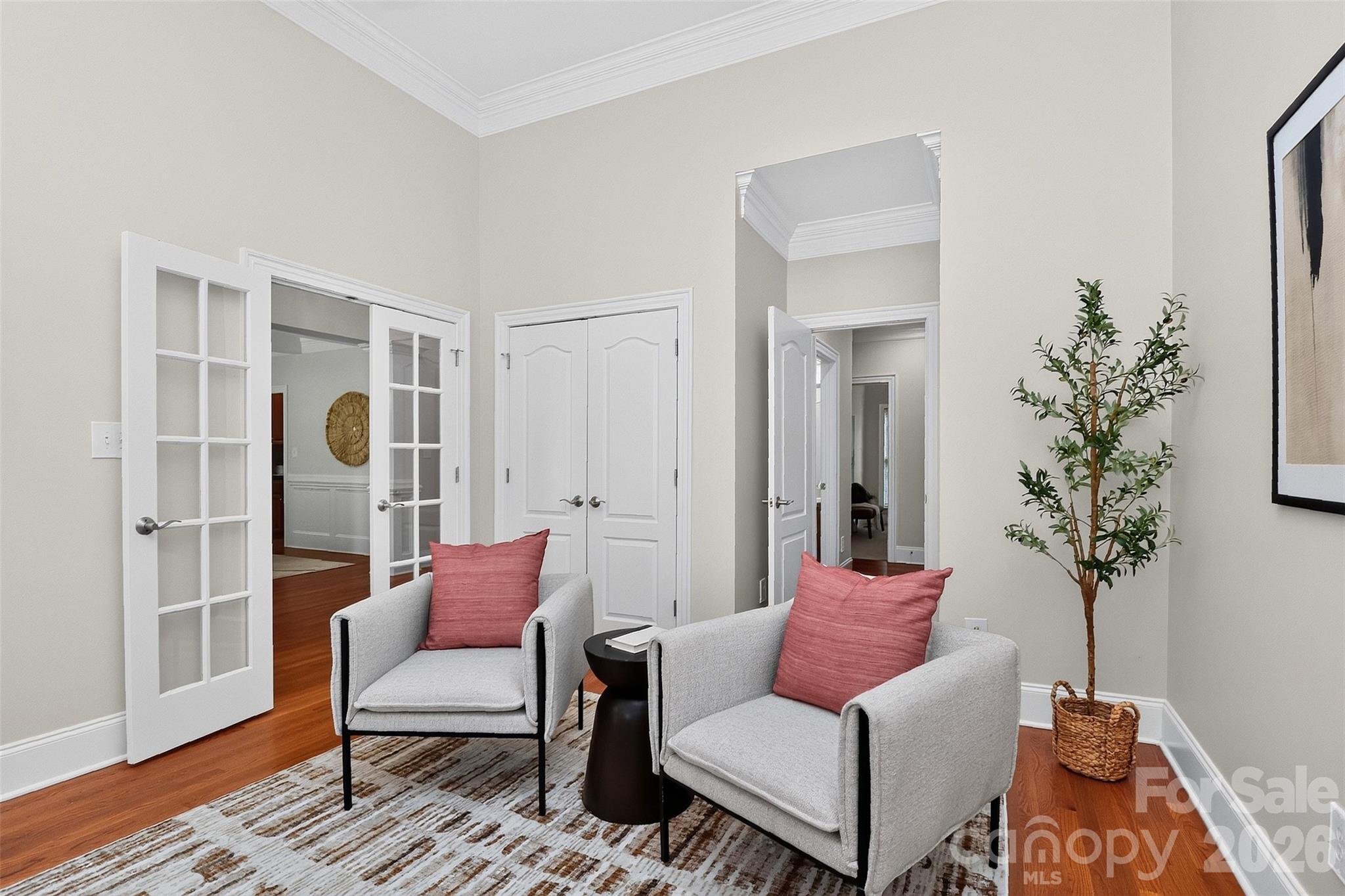 4817 Pimlico Lane Property Photo 8