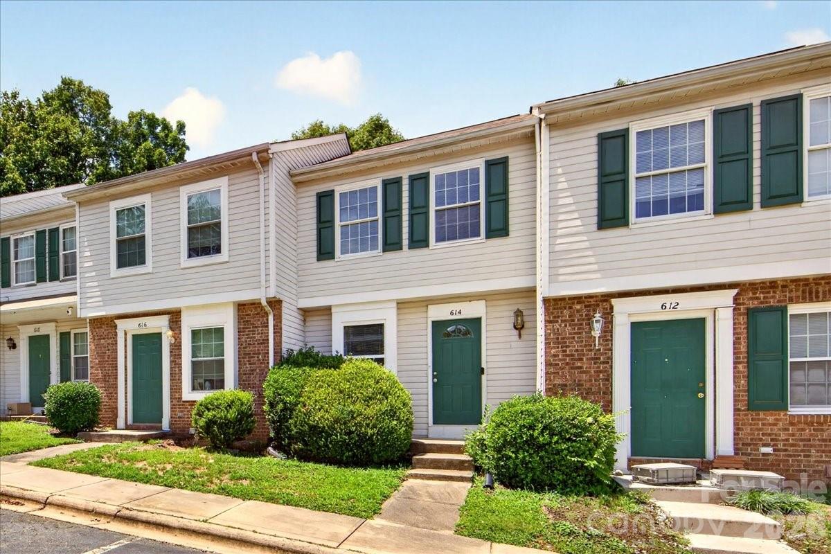 614 Lex Drive Property Photo 1