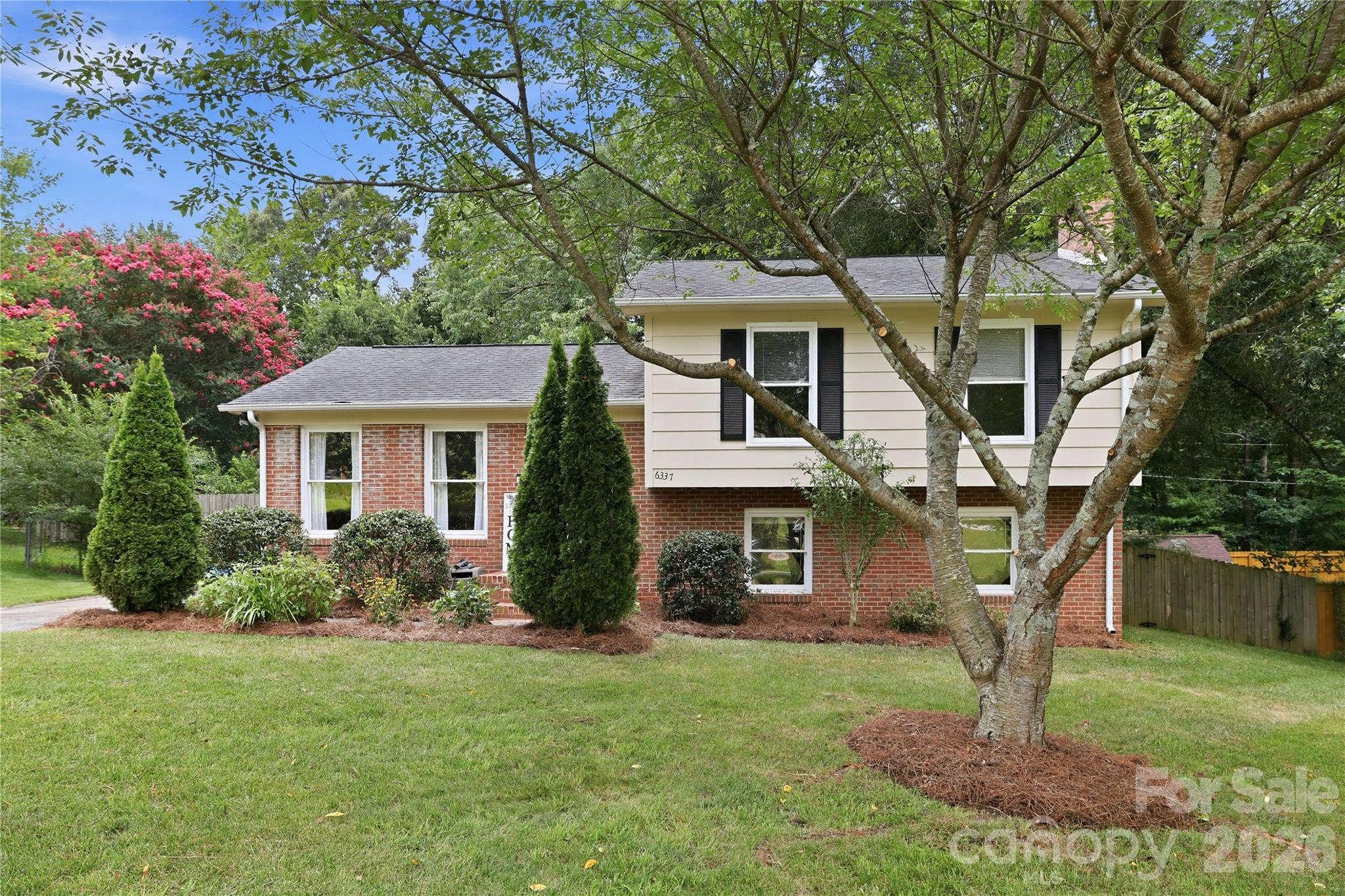 6337 Welford Road Property Photo 2