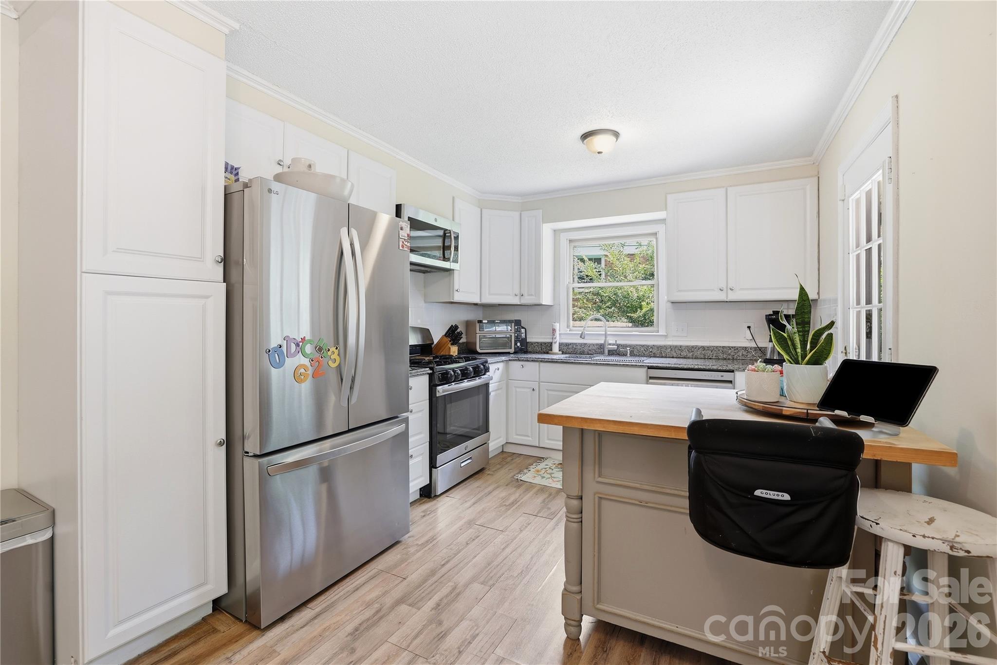 6337 Welford Road Property Photo 12