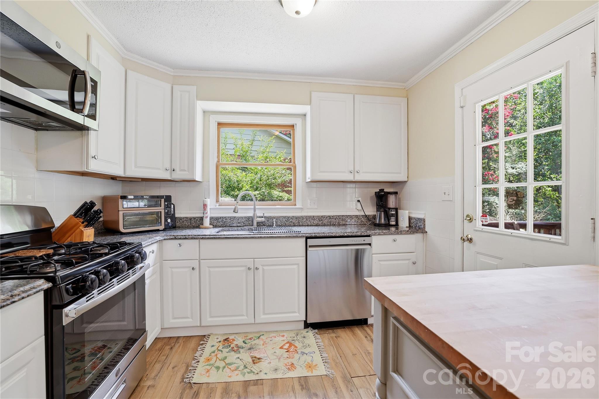 6337 Welford Road Property Photo 13