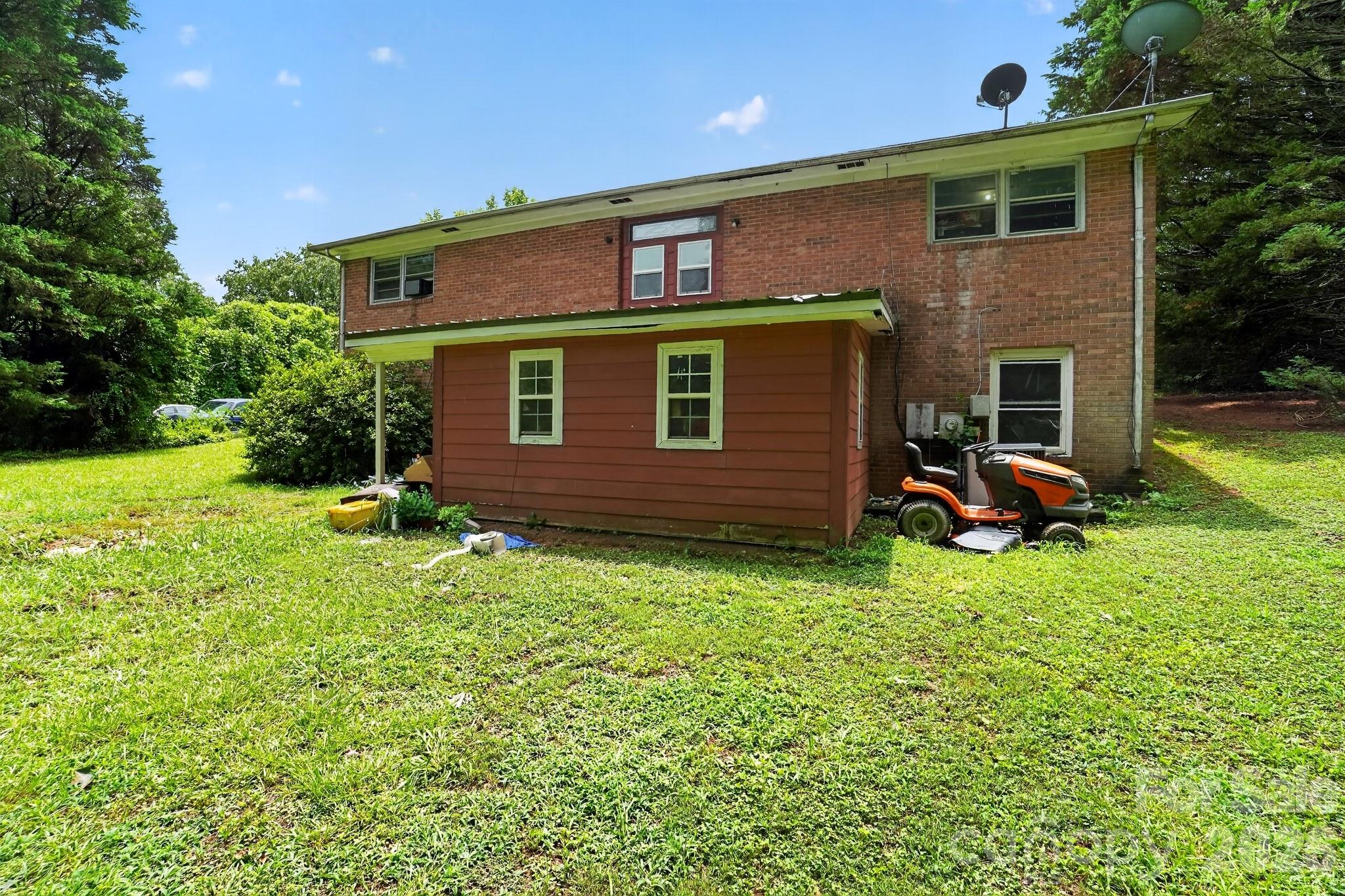 101 White Rock Road Property Photo 2
