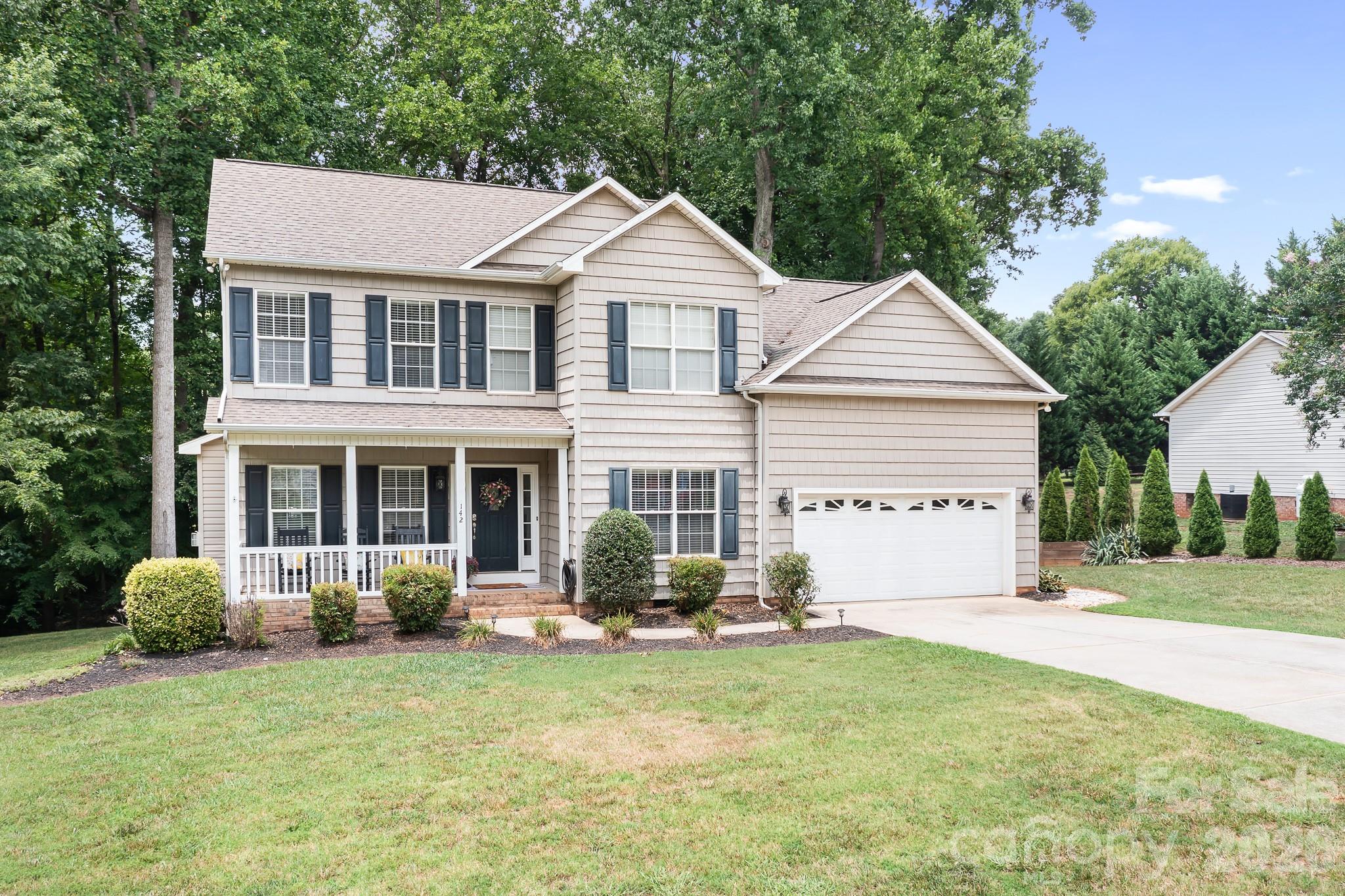 142 Valley Glen Drive Property Photo 4
