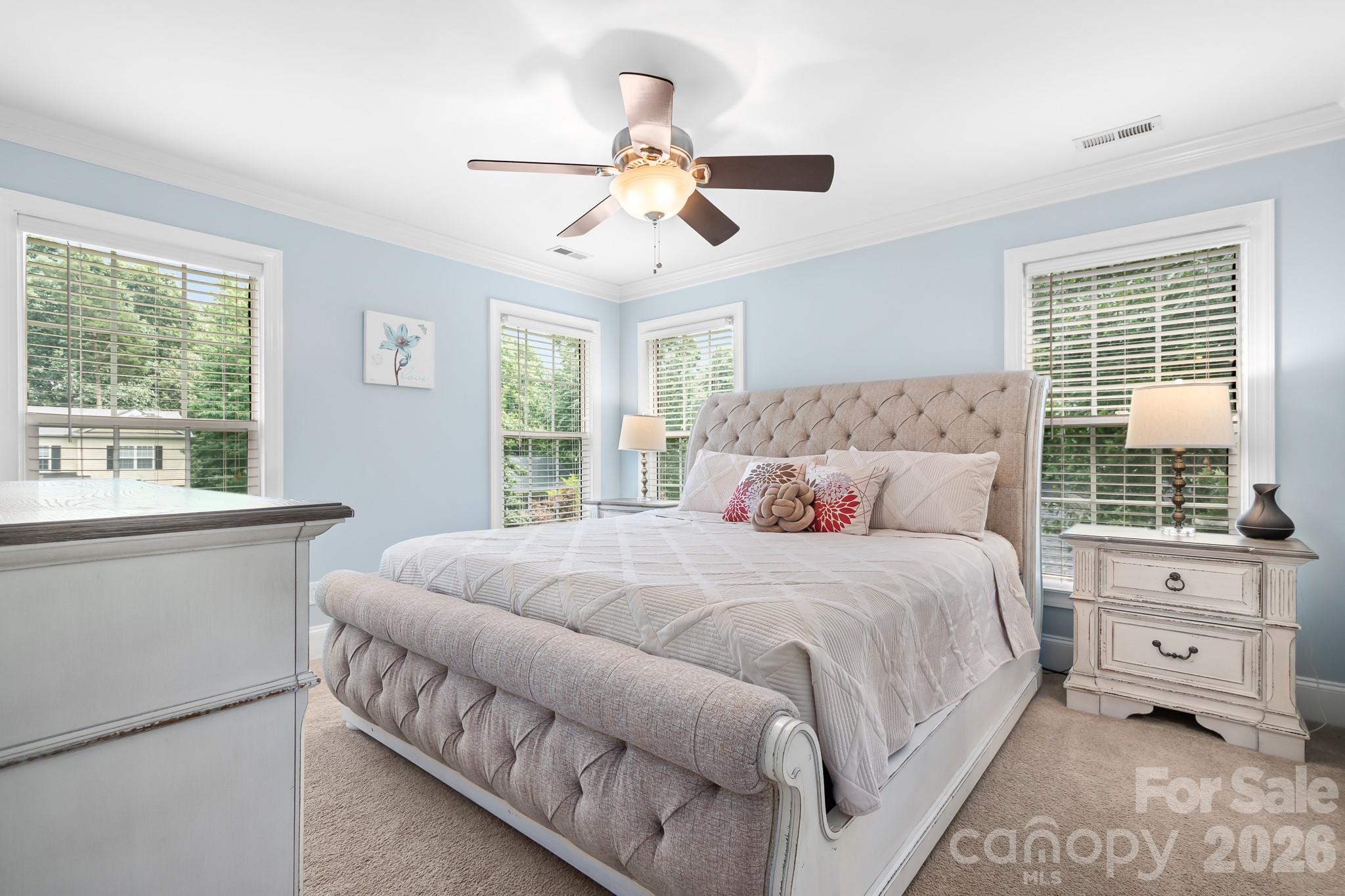 142 Valley Glen Drive Property Photo 16