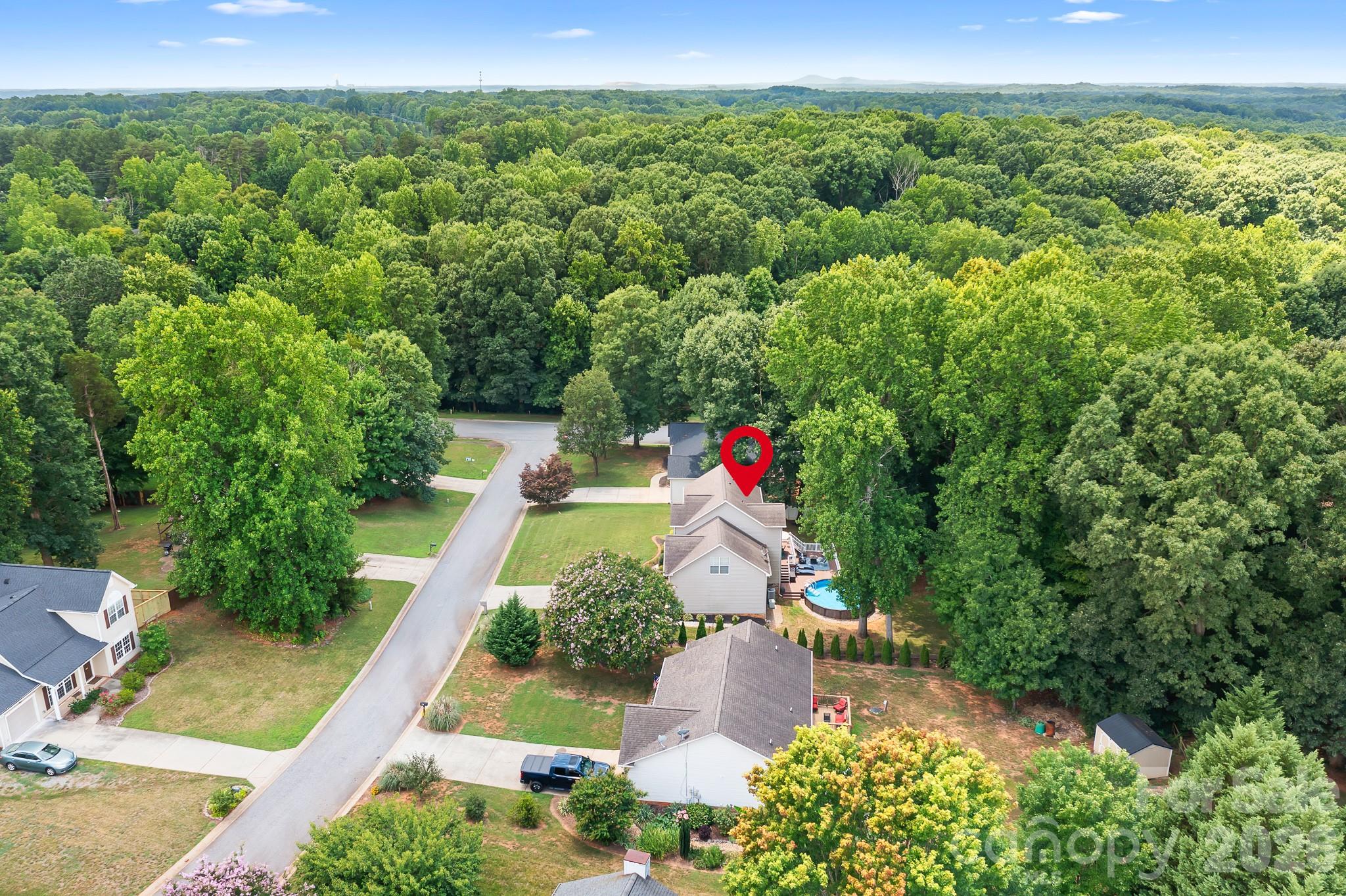 142 Valley Glen Drive Property Photo 35
