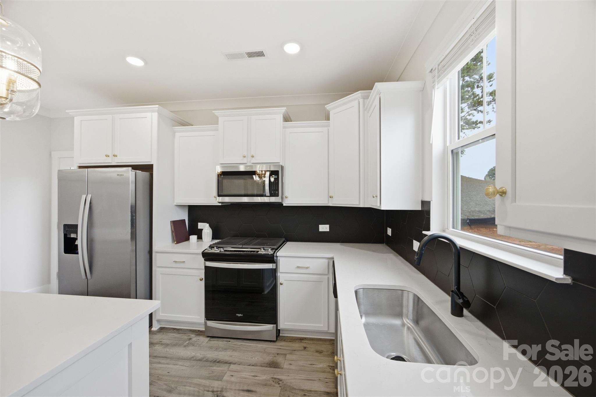 21216 Sanctuary Drive Property Photo 10