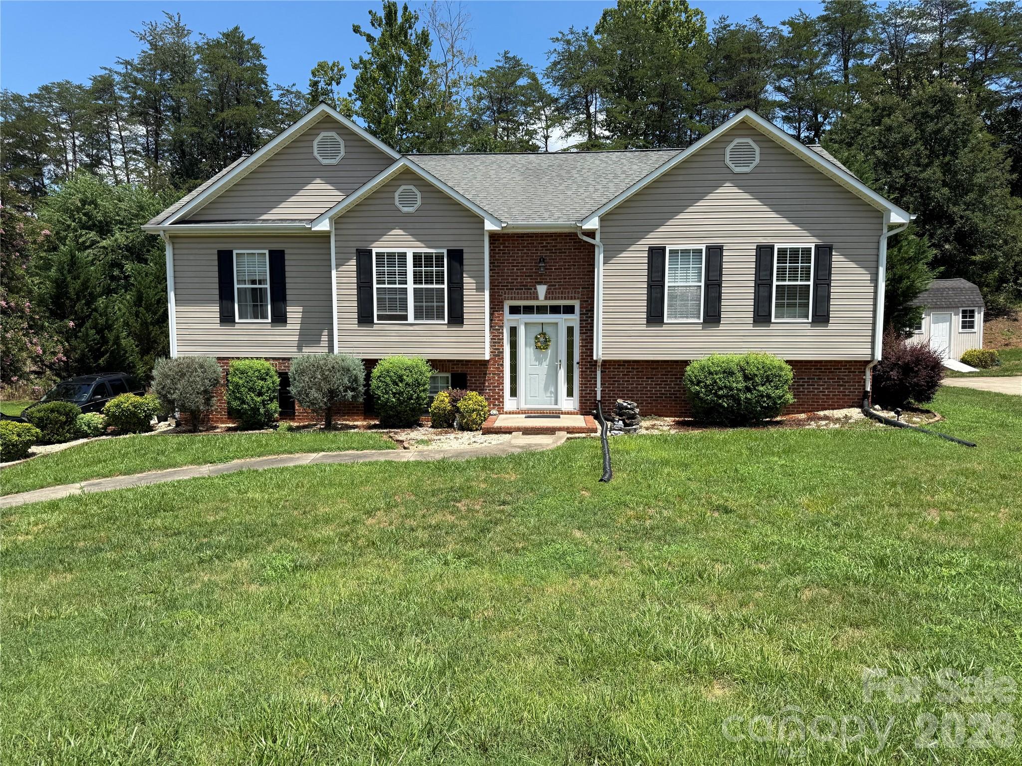 97 Freshfield Drive Property Photo 1